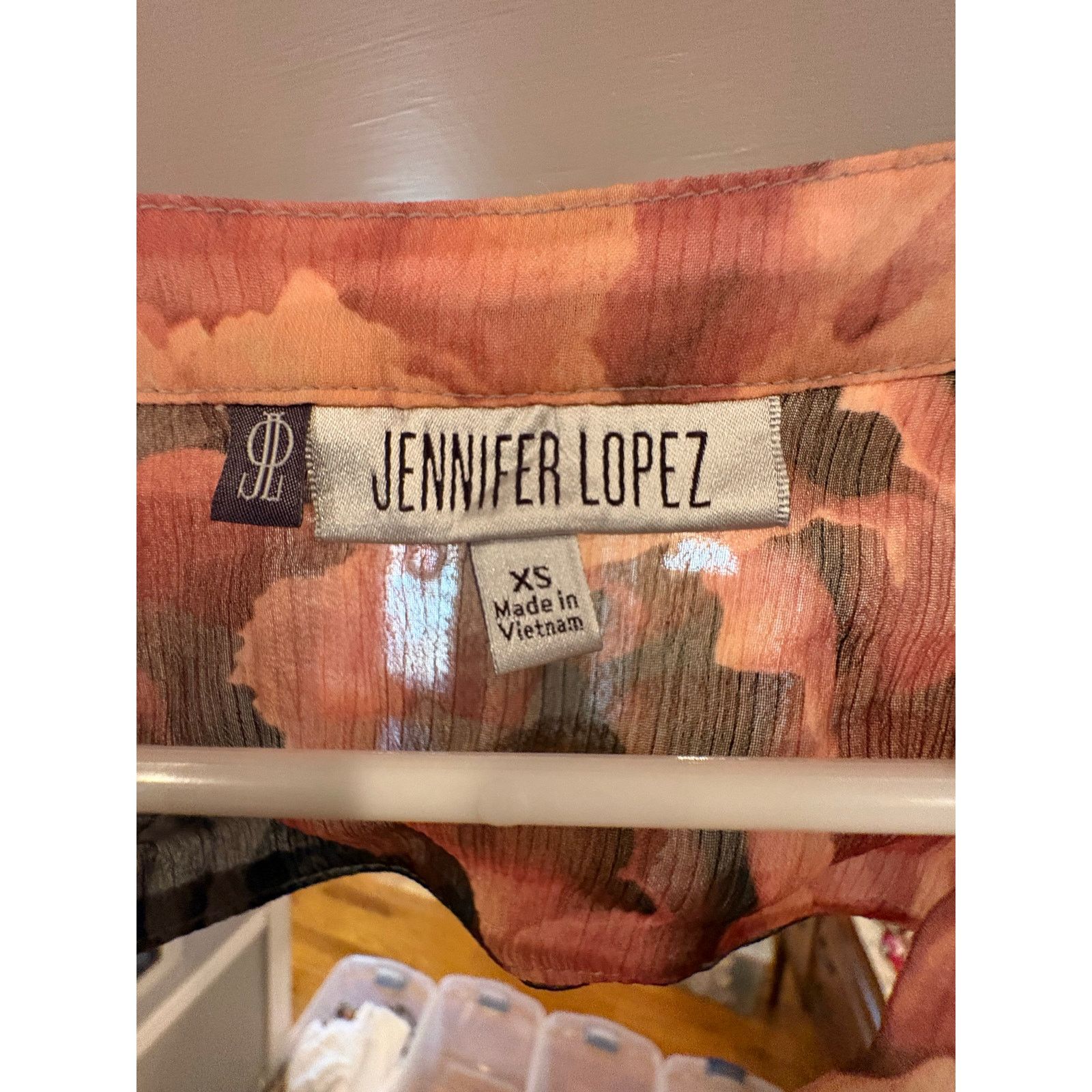 Jennifer Lopez Jennifer Lopez Floral Sheer Blouse XS Long Sleeve Size XS / US 0-2 / IT 36-38 - 3 Thumbnail