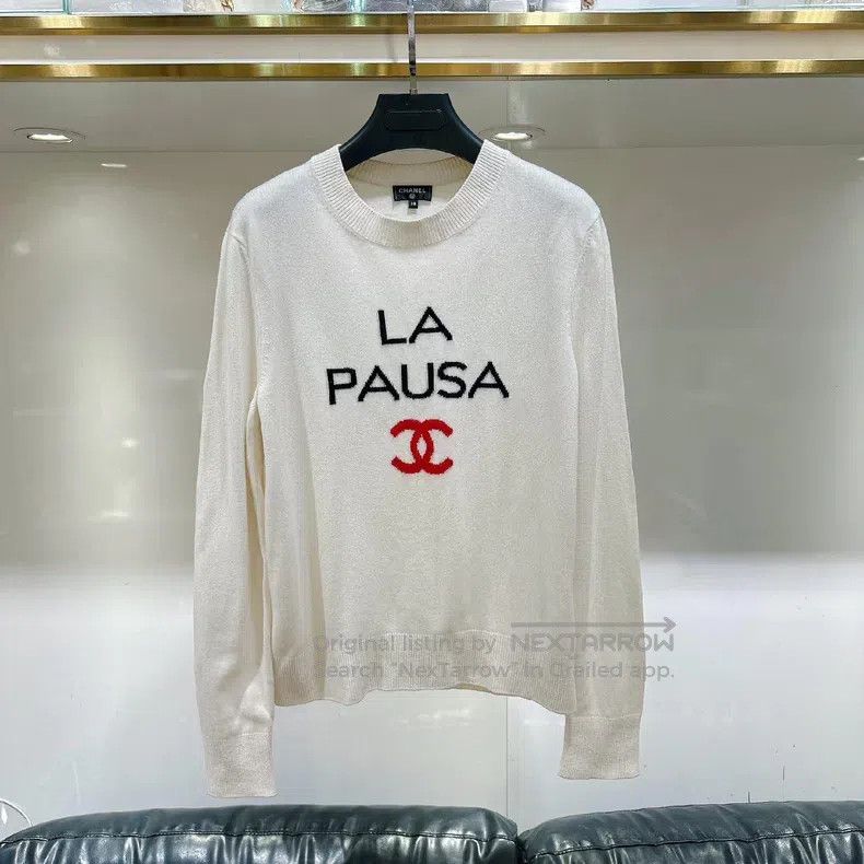 Chanel Chanel White letter knitwear sweater Size XS / US 0-2 / IT 36-38 - 1 Thumbnail