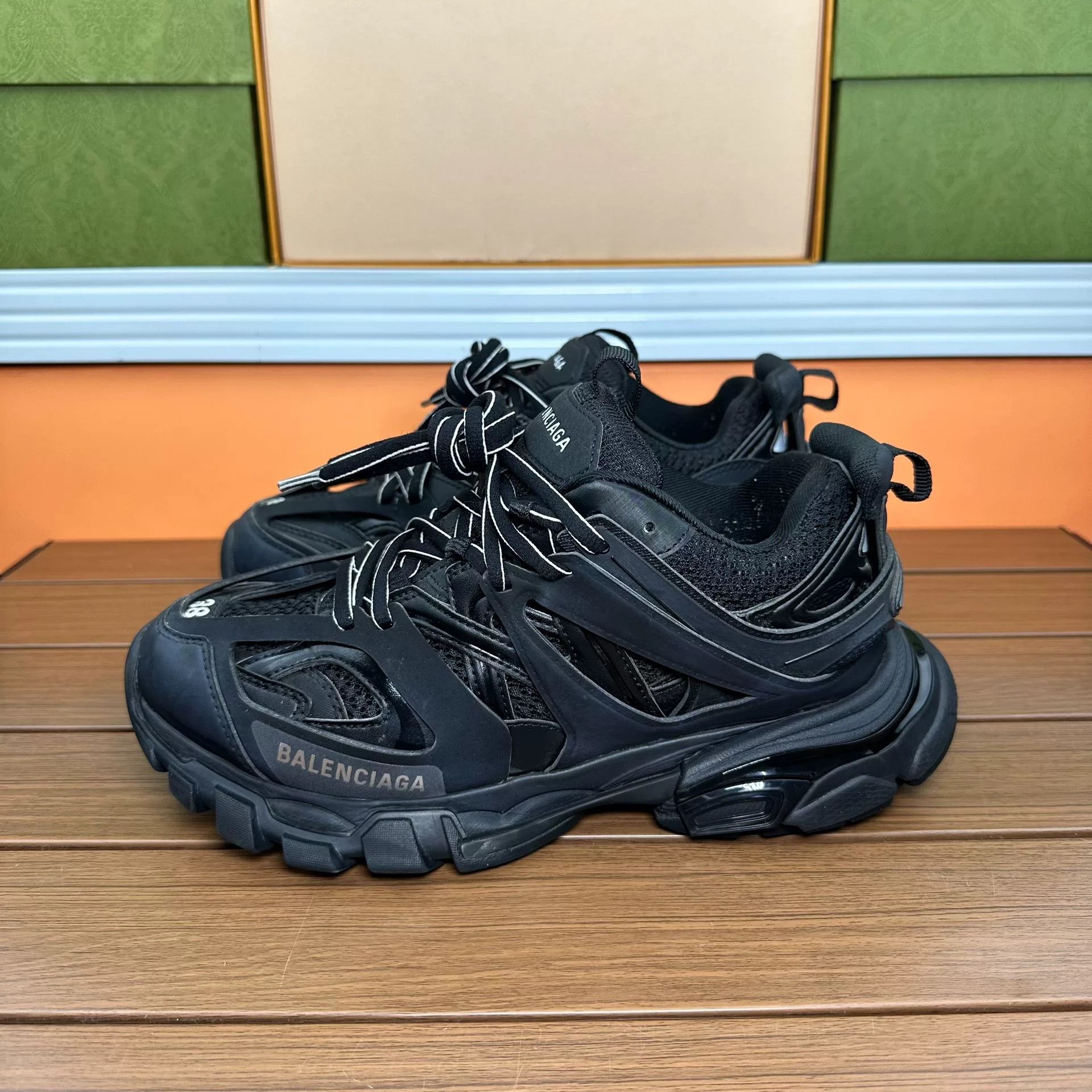 Balenciaga Balenciaga Distressed Black Lowtop Sneakers it_38 Women Size US 8 / IT 38 - 1 Thumbnail