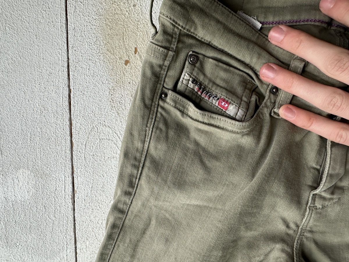 Diesel 🚨Gothic Diesel Regular Slim relax Flared Jeans Womens Size 25" / US 0 / IT 36 - 7 Thumbnail