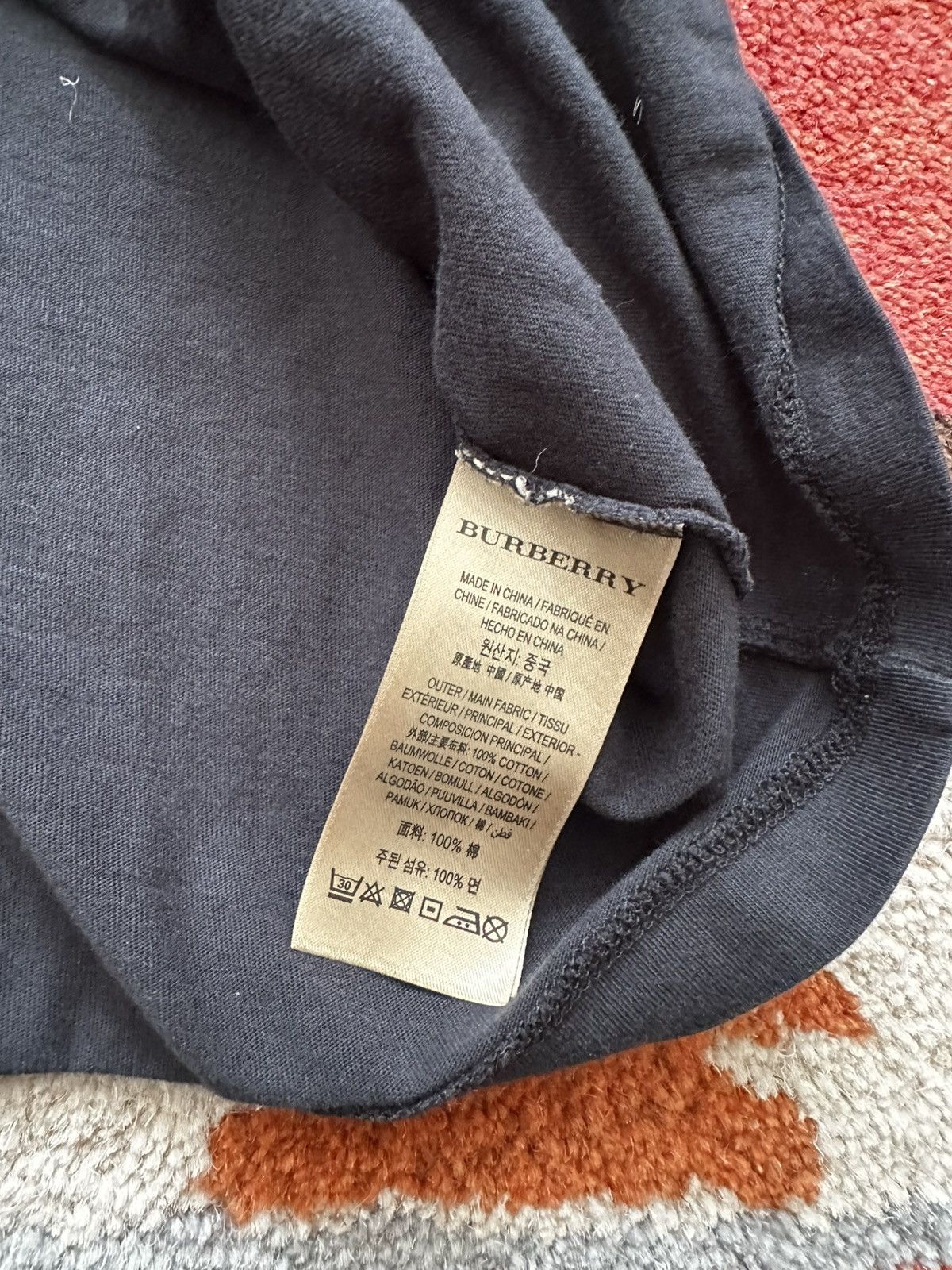 Burberry Knight Stamp Cotton T-Shirt Size US S / EU 44-46 / 1 - 5 Thumbnail