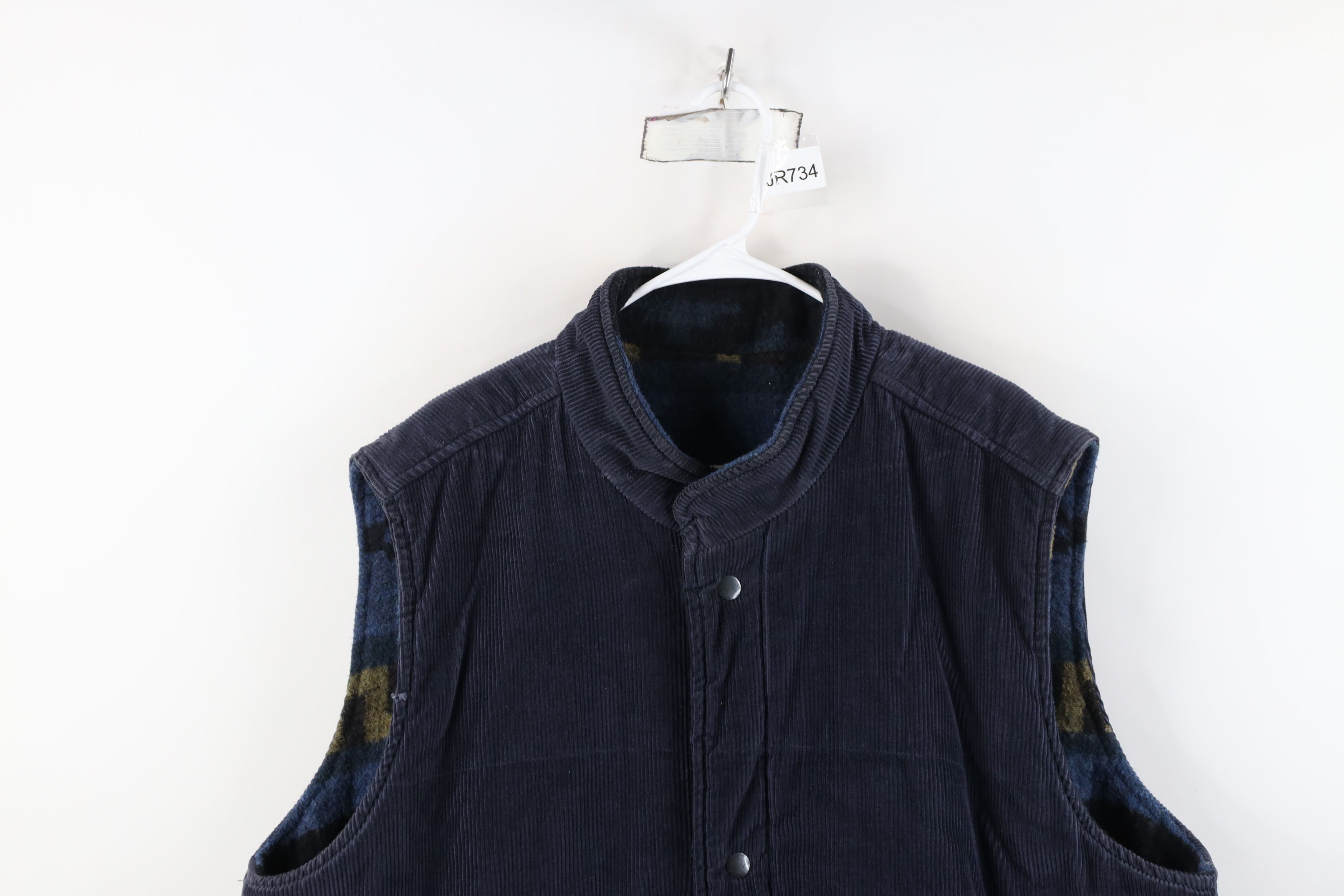 Vintage Vintage 90s Streetwear Reversible Blanket Southwestern Vest Size US XXL / EU 58 / 5 - 12 Thumbnail