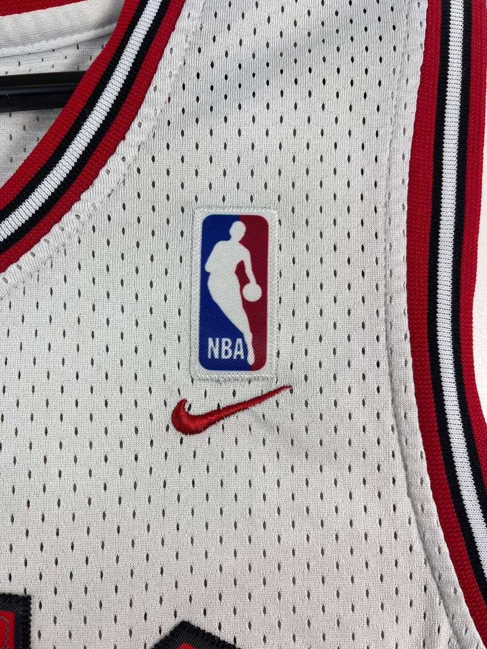 Nike Chicago Bulls 23 Michael Jordan Jersey Nike Team Size S Size US S / EU 44-46 / 1 - 6 Thumbnail