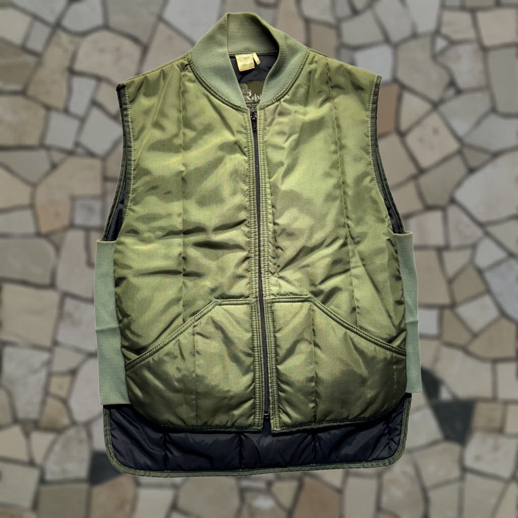 Refrigiwear RefrigiWear Insulated Vest Mens M Olive Green Quilted Ribbed Knit Sides Front Pockets Polyester Nylon shell 9498 Size US M / EU 48-50 / 2 - 1 Thumbnail