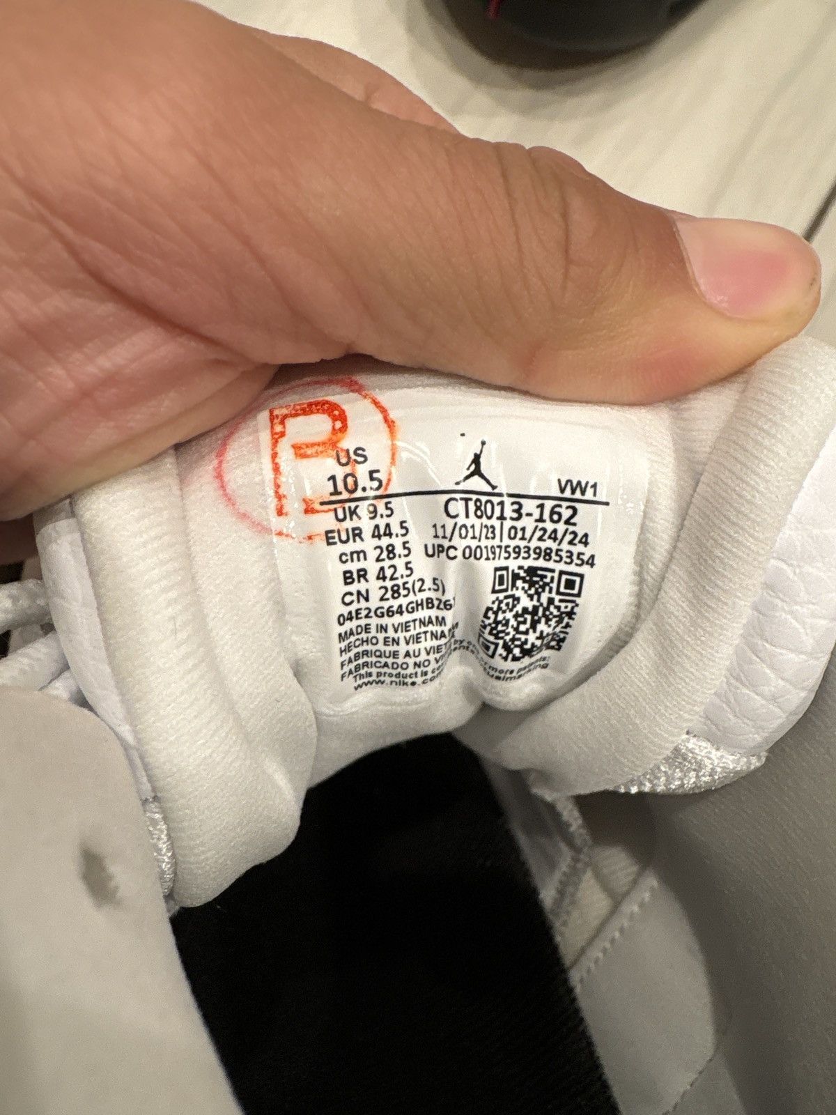 Jordan Brand Jordan 12 Taxi Flip New Without Box Size US 10.5 / EU 43-44 - 2 Thumbnail