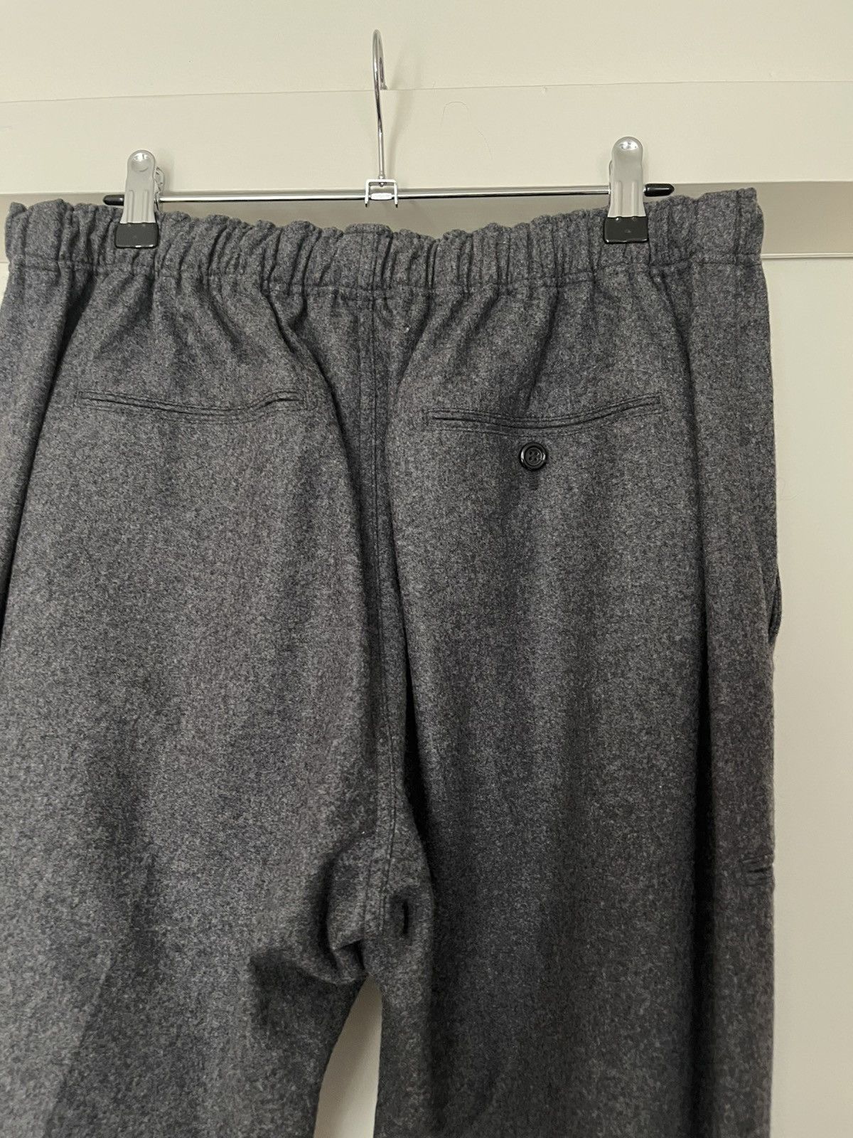 Yves Saint Laurent Archive Wool Elastic band trousers from Saint Laurent. Size US 34 / EU 50 - 5 Thumbnail