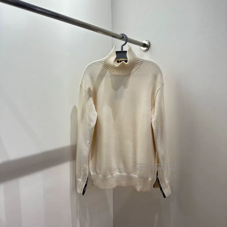 Louis Vuitton Louis Vuitton Half-turtleneck cashmere patchwork zip sweat Size US XS / EU 42 / 0 - 1 Thumbnail