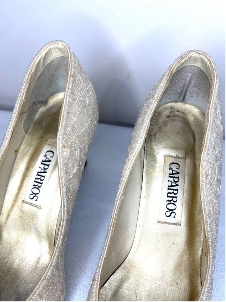 Other Vintage cream beaded Caparros Heels, Size 9, Off-white Size US 9 / IT 39 - 9 Thumbnail