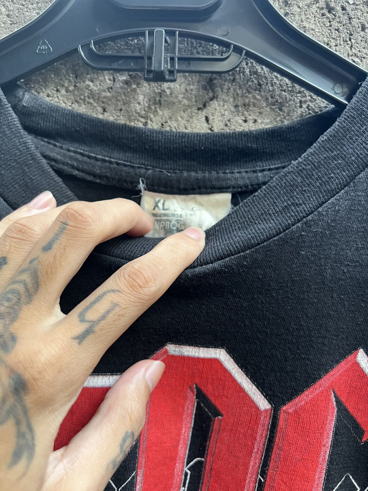 AC/DC × Vintage Acdc 90s Size US M / EU 48-50 / 2 - 6 Thumbnail