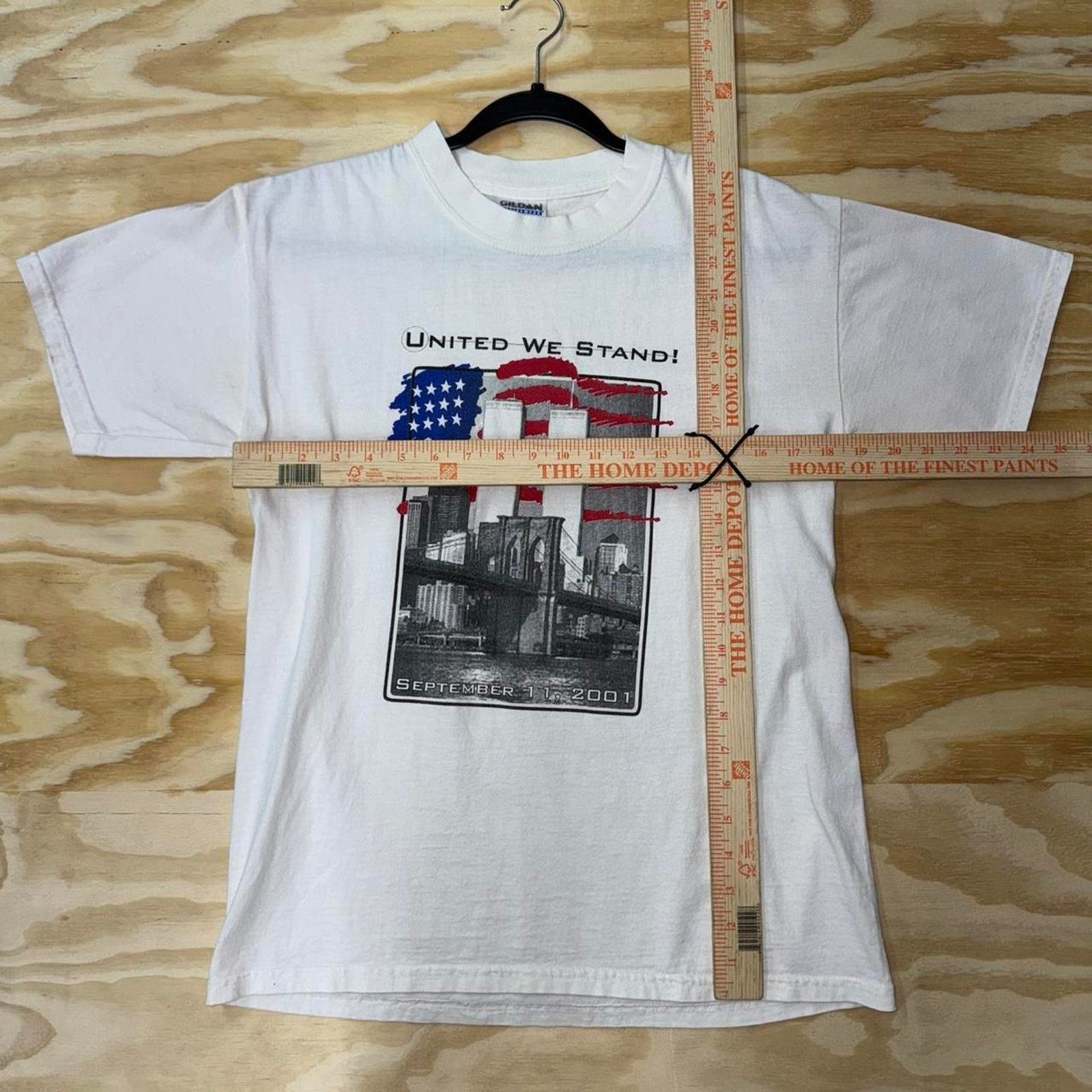 Gildan Vintage y2k united we stand 9-11 2001 memorial t-shirt Size US M / EU 48-50 / 2 - 3 Thumbnail