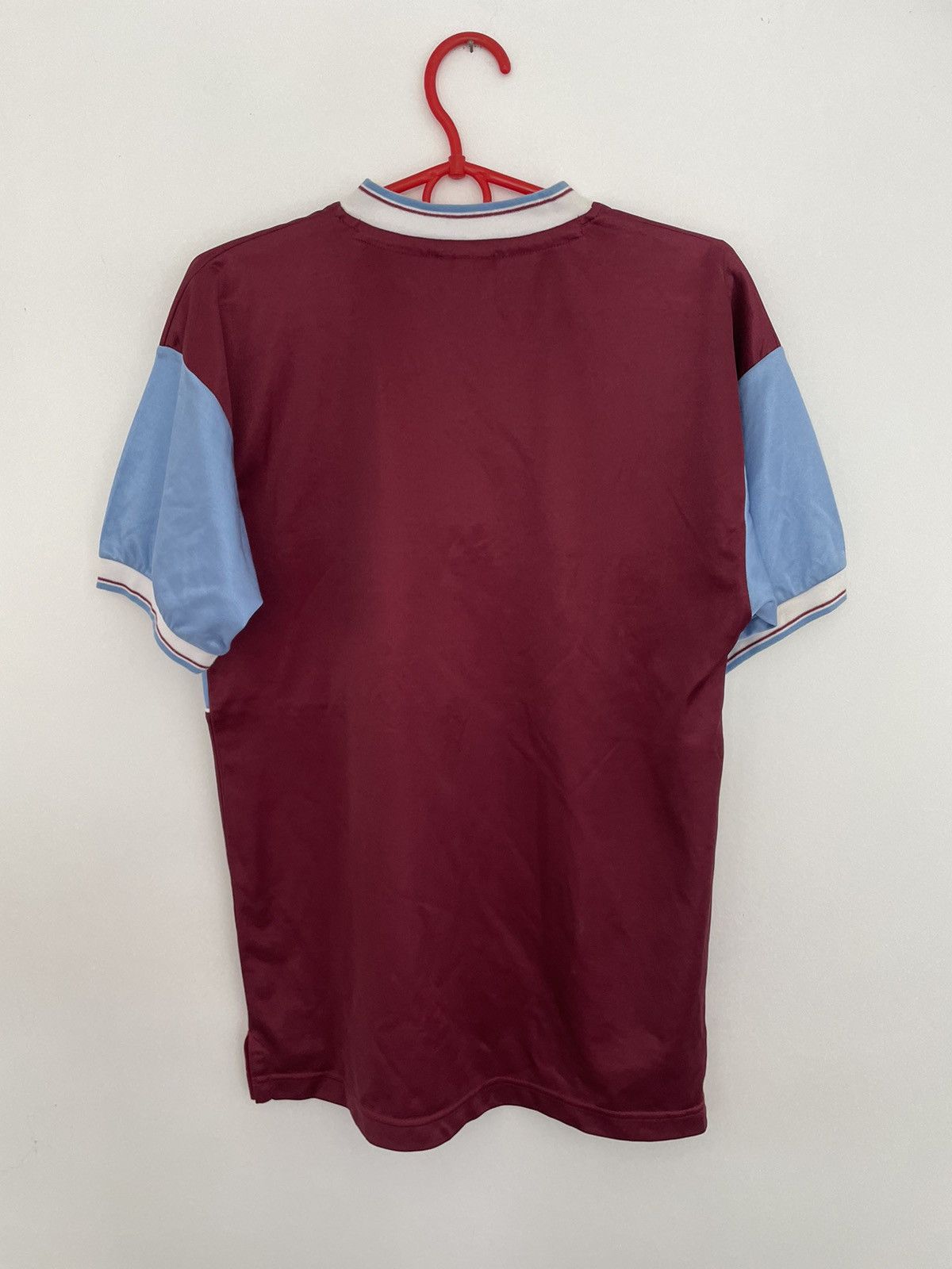 Vintage West Ham Vintage Score Draw jersey Size US S / EU 44-46 / 1 - 5 Thumbnail