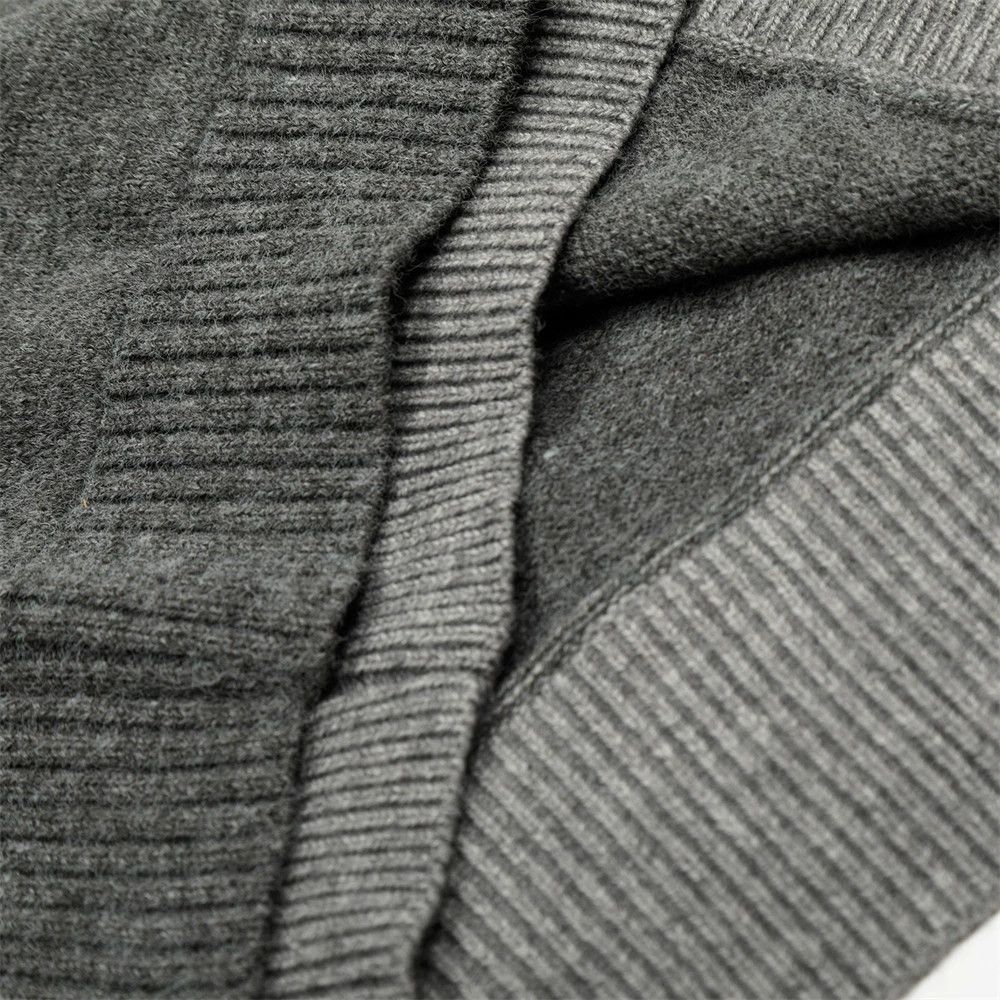 Vintage Men's knitted casual patchwork lapel sweater Size US M / EU 48-50 / 2 - 3 Thumbnail