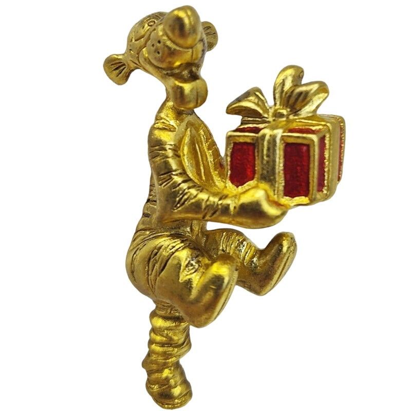 Disney Disney Winnie the Pooh Gold-Toned Holiday Brooch Size ONE SIZE - 1 Thumbnail