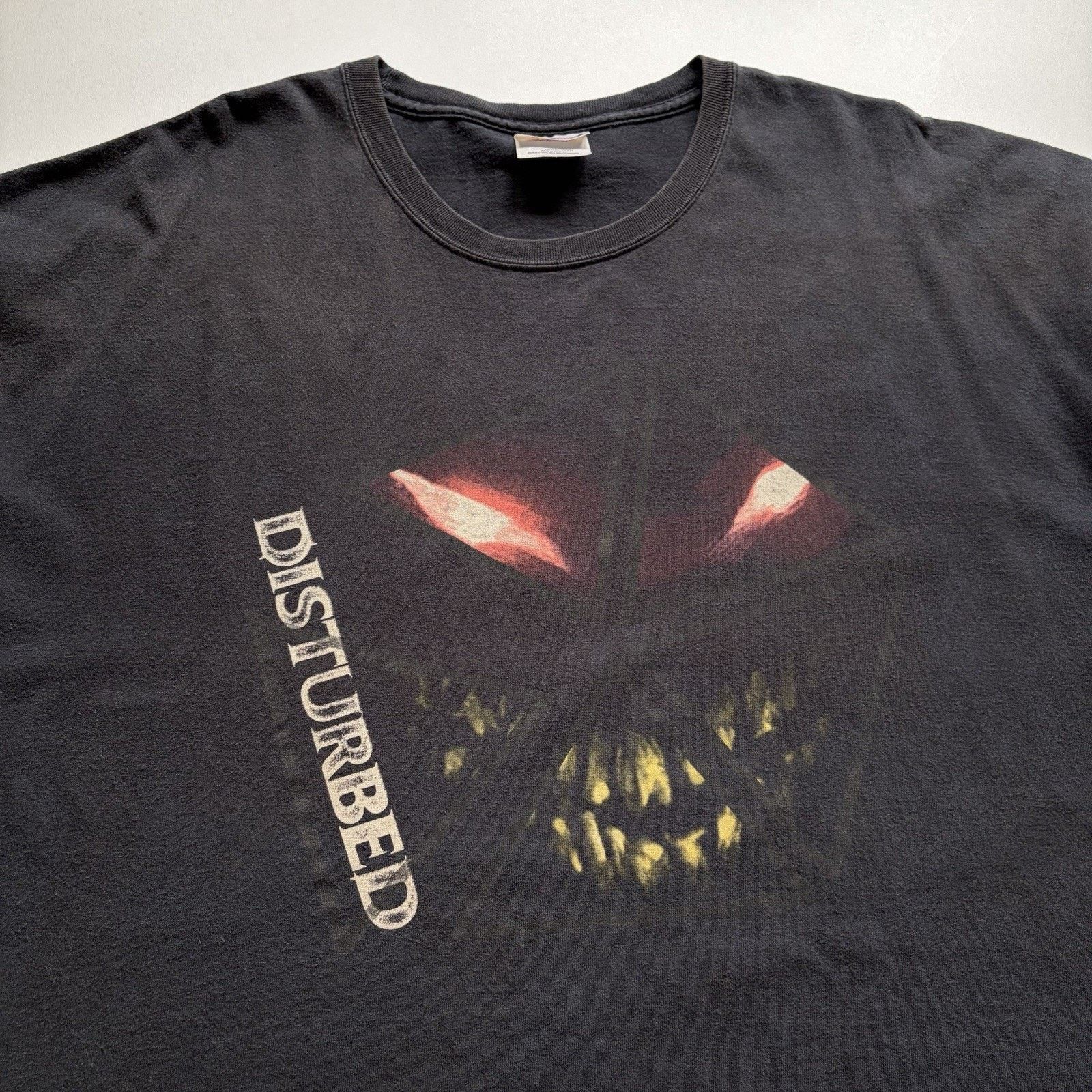 Band Tees × Hanes × Vintage Vintage Disturbed Band Shirt Y2K 3XL Hanes Faded Black Rare Size US XXL / EU 58 / 5 - 2 Thumbnail
