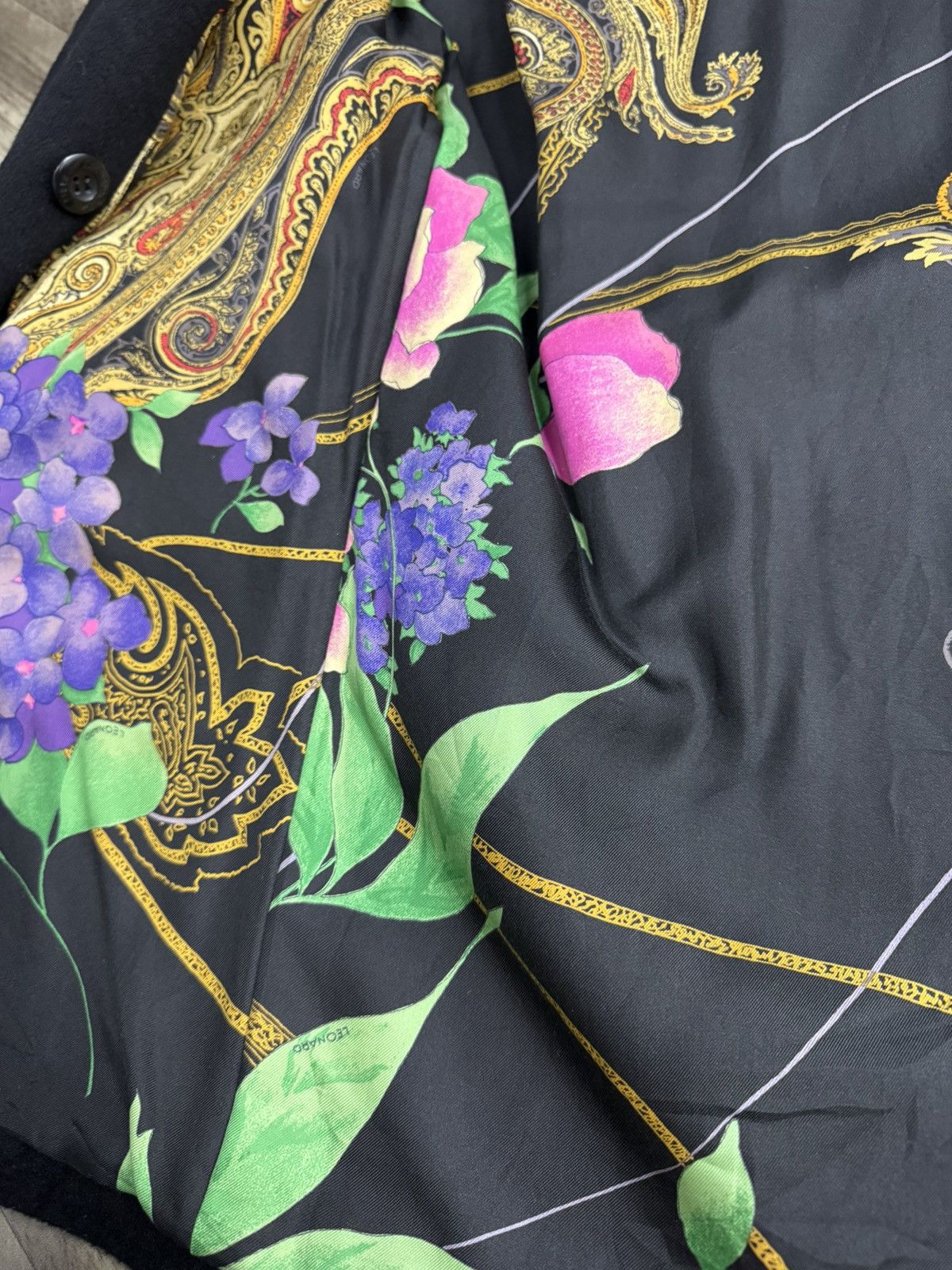 Leonard Paris Leonard double-breasted wool coat a vibrant floral lining Size M / US 6-8 / IT 42-44 - 9 Thumbnail