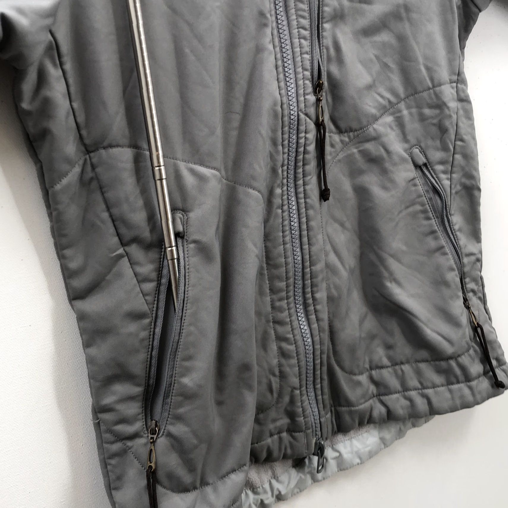 Vintage Columbia Windbreaker Jacket Womens Gray Long Sleeve Front Pockets XS Regular Winter Casual Outdoor Zip Pocketed Front Pockets Grey Size XS / US 0-2 / IT 36-38 - 4 Thumbnail