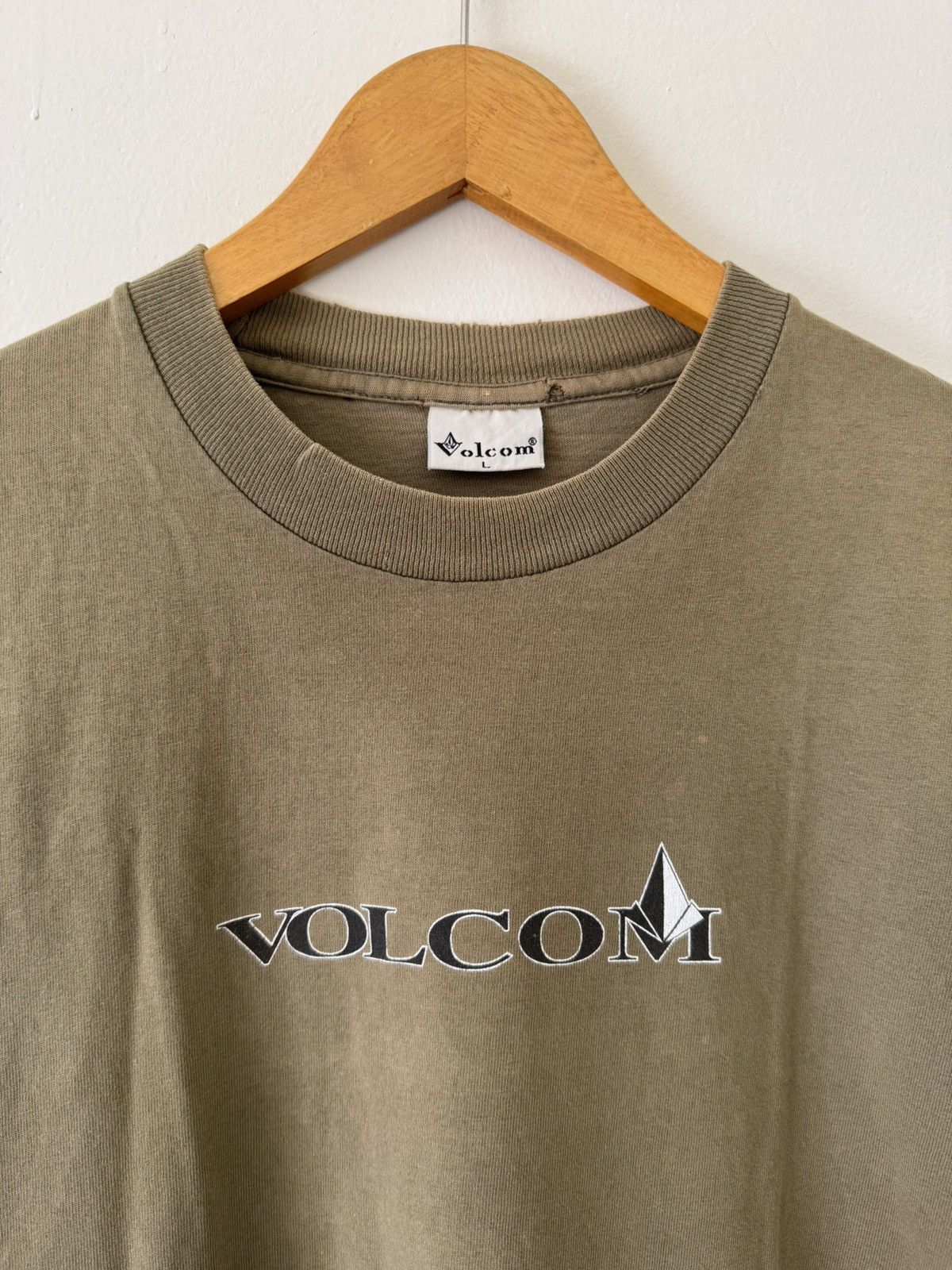 Volcom VINTAGE 90’S VOLCOM T-SHIRT Size US L / EU 52-54 / 3 - 2 Thumbnail