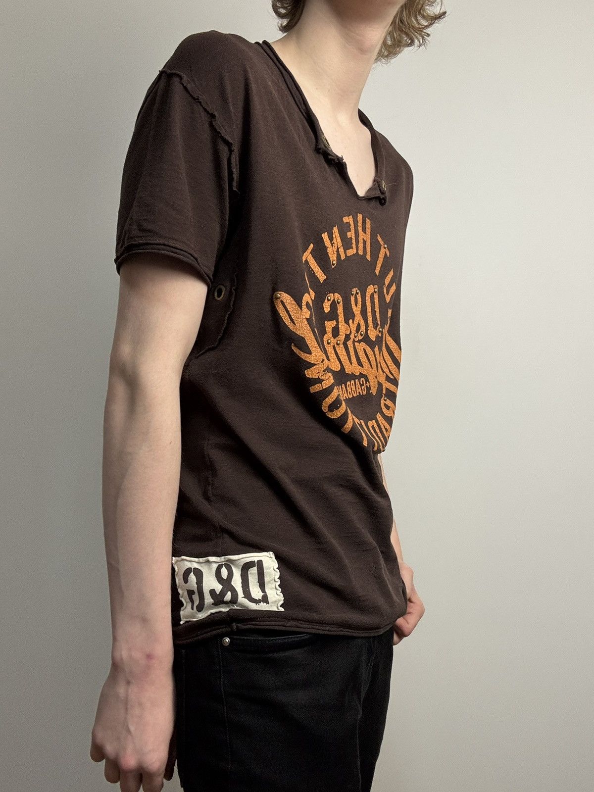 Dolce & Gabbana D&G Dolce & Gabbana Distressed Eyelet Graphic Tee Archive Size US M / EU 48-50 / 2 - 2 Thumbnail