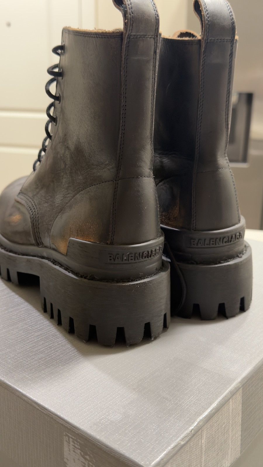 Balenciaga Balenciaga Strike Distress Leather Boots Size US 7 / EU 40 - 10 Thumbnail