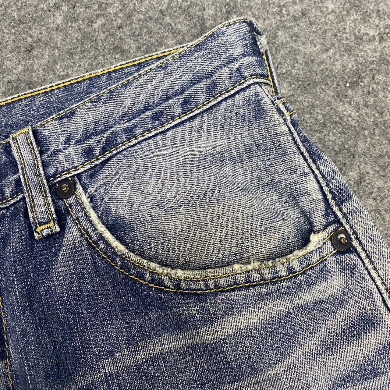 Levi's Vintage 90s Levis Distressed Denim Kurt Cobain Style Size US 30 / EU 46 - 10 Thumbnail