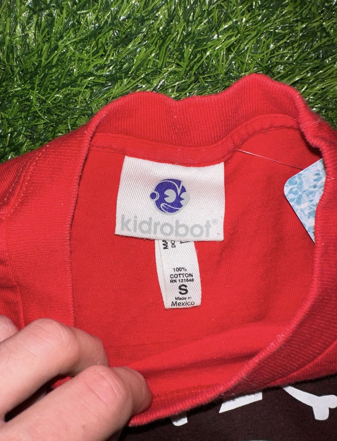 Kid Robot Kid robot Tee Shirt Size Small Size US S / EU 44-46 / 1 - 3 Thumbnail