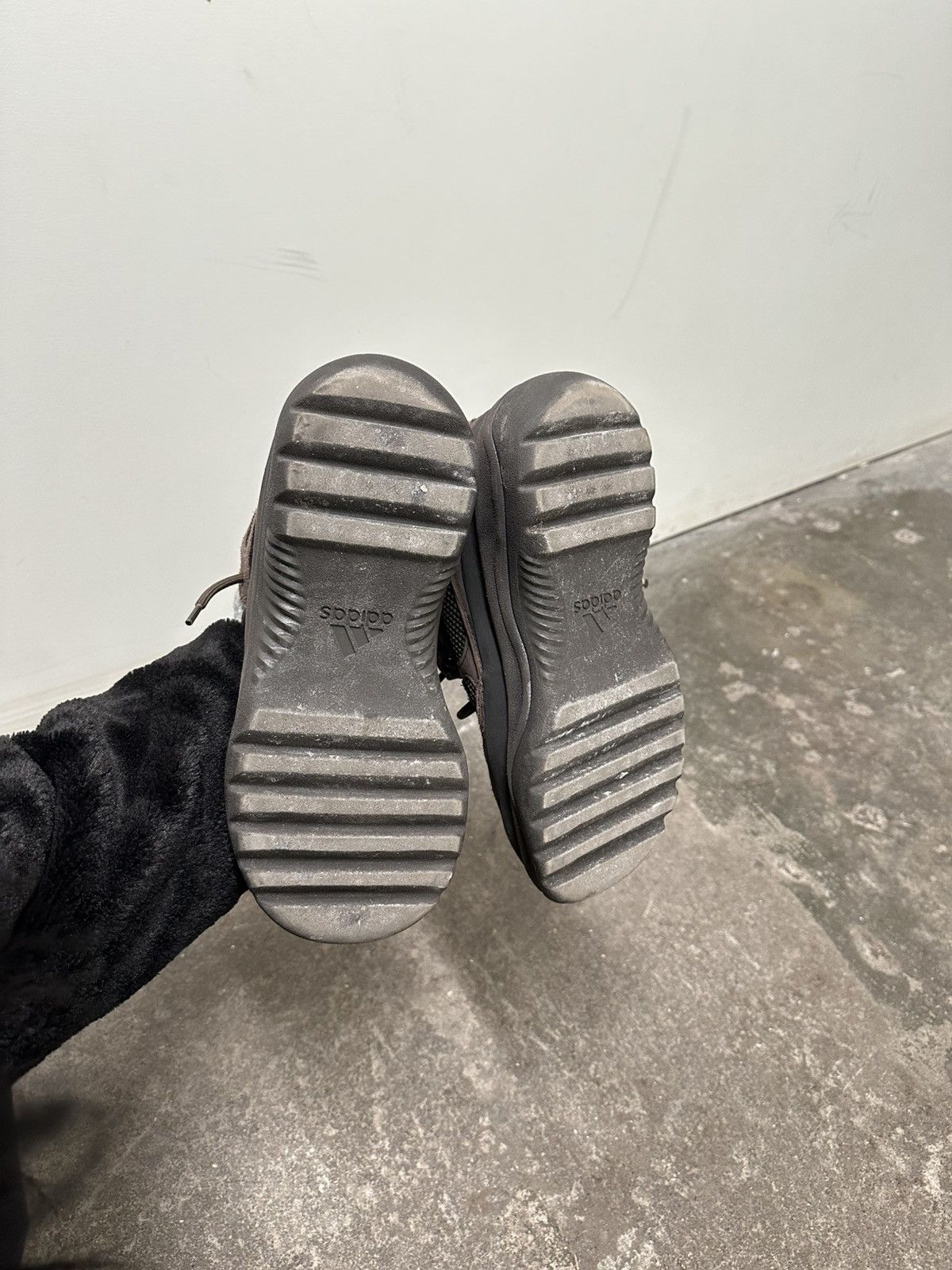 Yeezy Yeezy Desert Boot “Oil” – US 9 Size US 9 / EU 42 - 5 Thumbnail