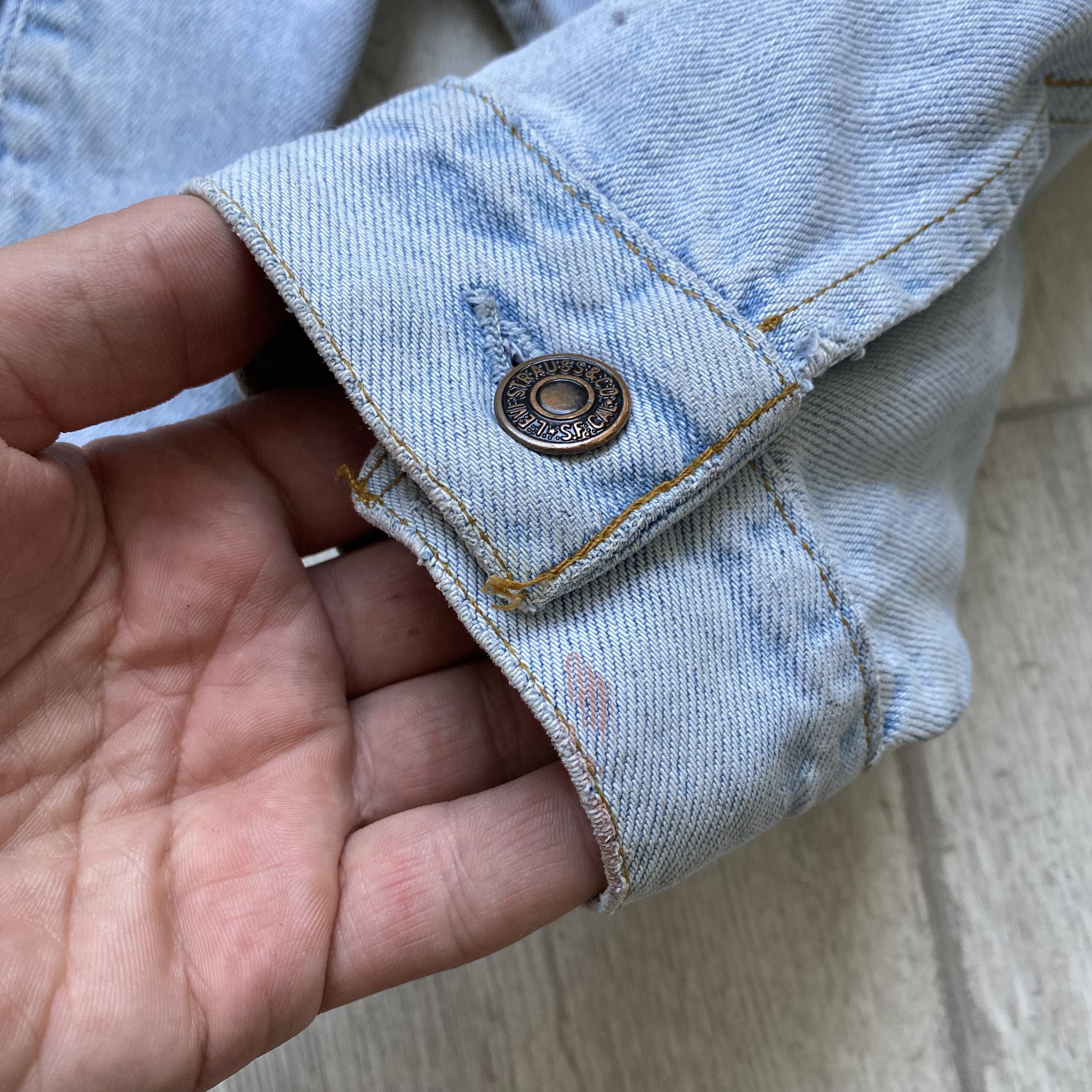 Levi's Vintage Clothing Vintage 90s Trashed Levis denim jacket distressed Usa Size US L / EU 52-54 / 3 - 9 Thumbnail