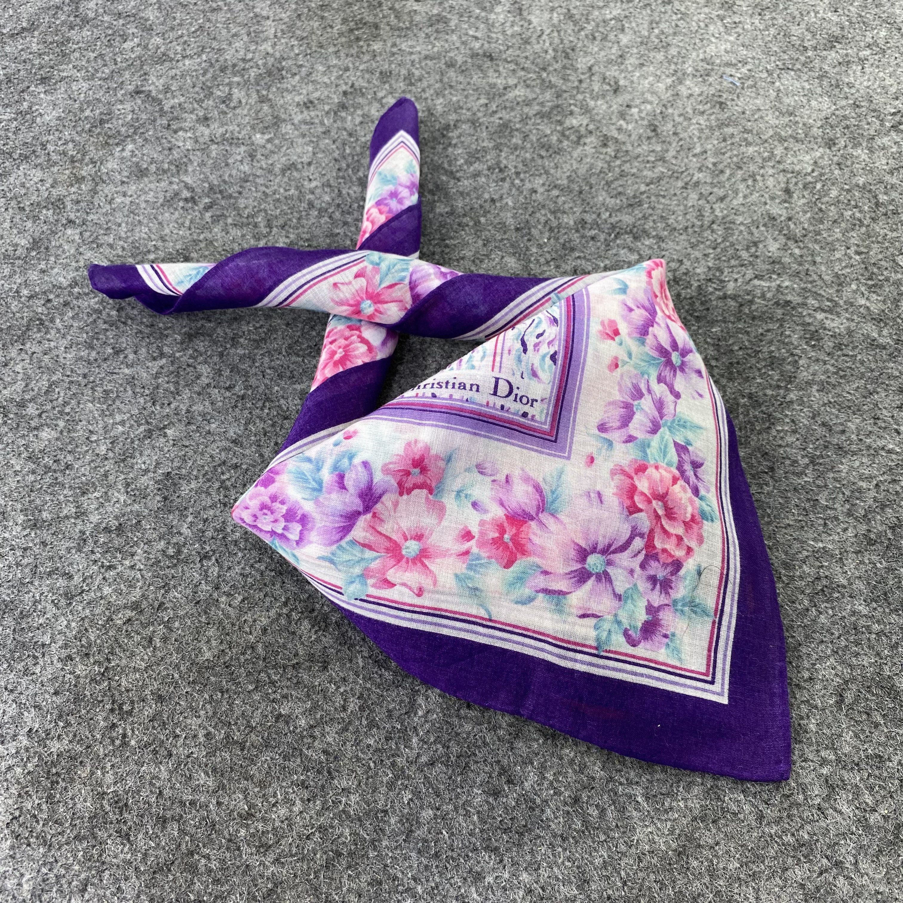 Designer Christian Dior Handkerchief / Bandana / Neckerchief-B747 Size ONE SIZE - 1 Thumbnail