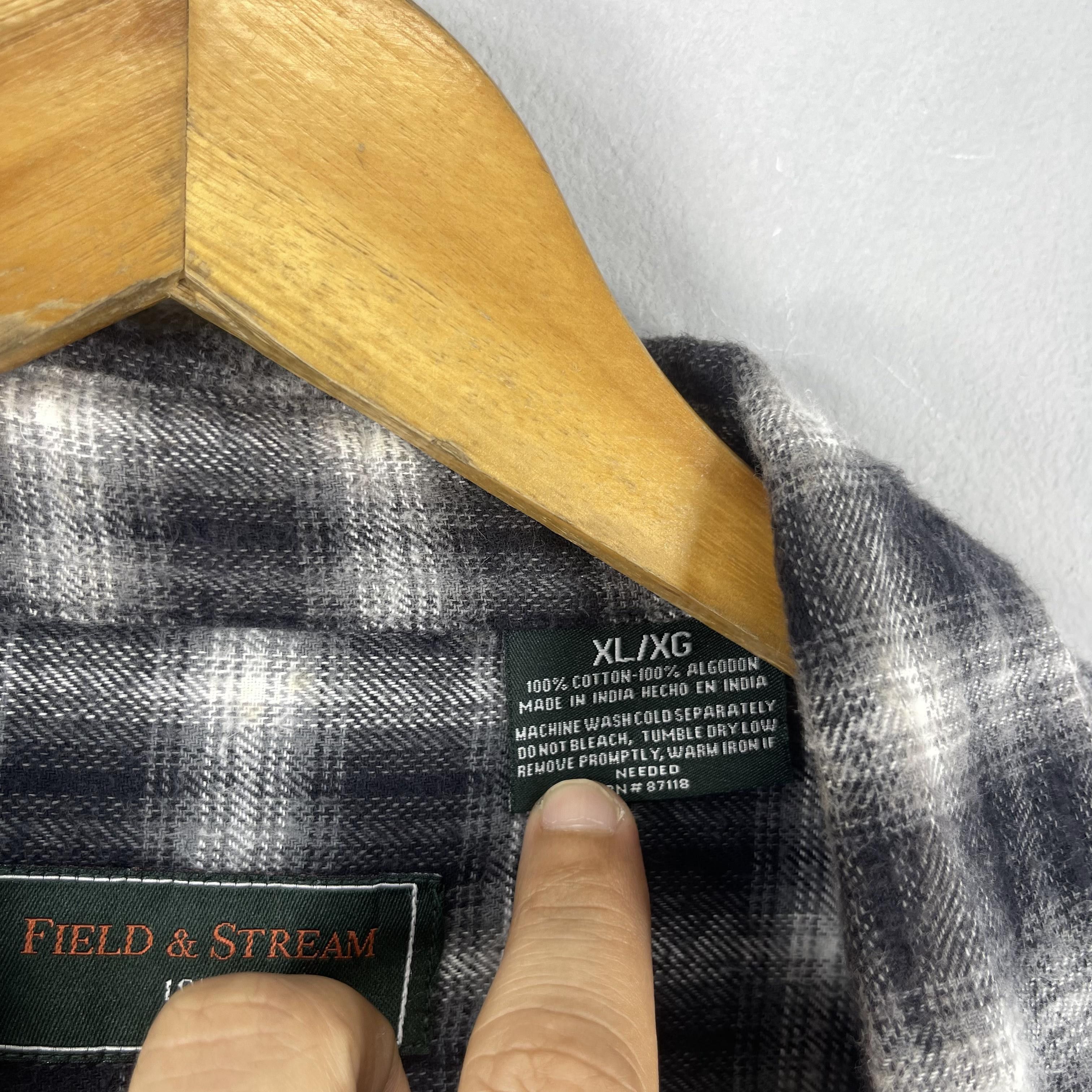 Flannel Vintage Plaid Shadow Double Pocket Flannel Button Up Size US XL / EU 56 / 4 - 5 Thumbnail