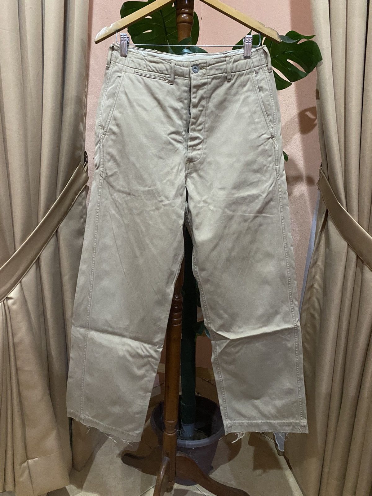 Buzz Rickson's Buzz Rickson Beige Military Chino Pants Made in Japan Size US 30 / EU 46 - 1 Thumbnail