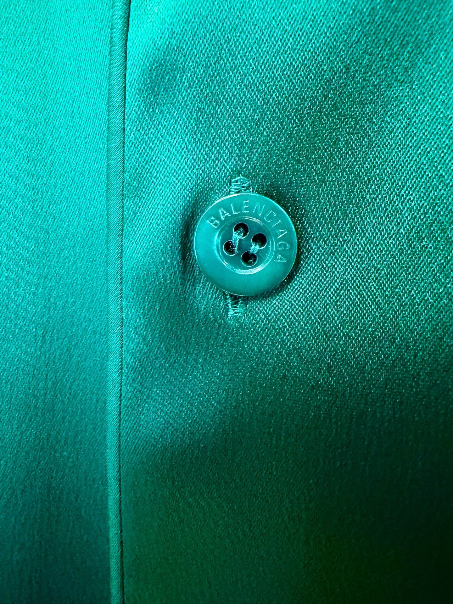 Balenciaga BALENCIAGA Demna Look92 Mino Emerald Silk Pyjama Shirt 36 Size XS / US 0-2 / IT 36-38 - 4 Thumbnail