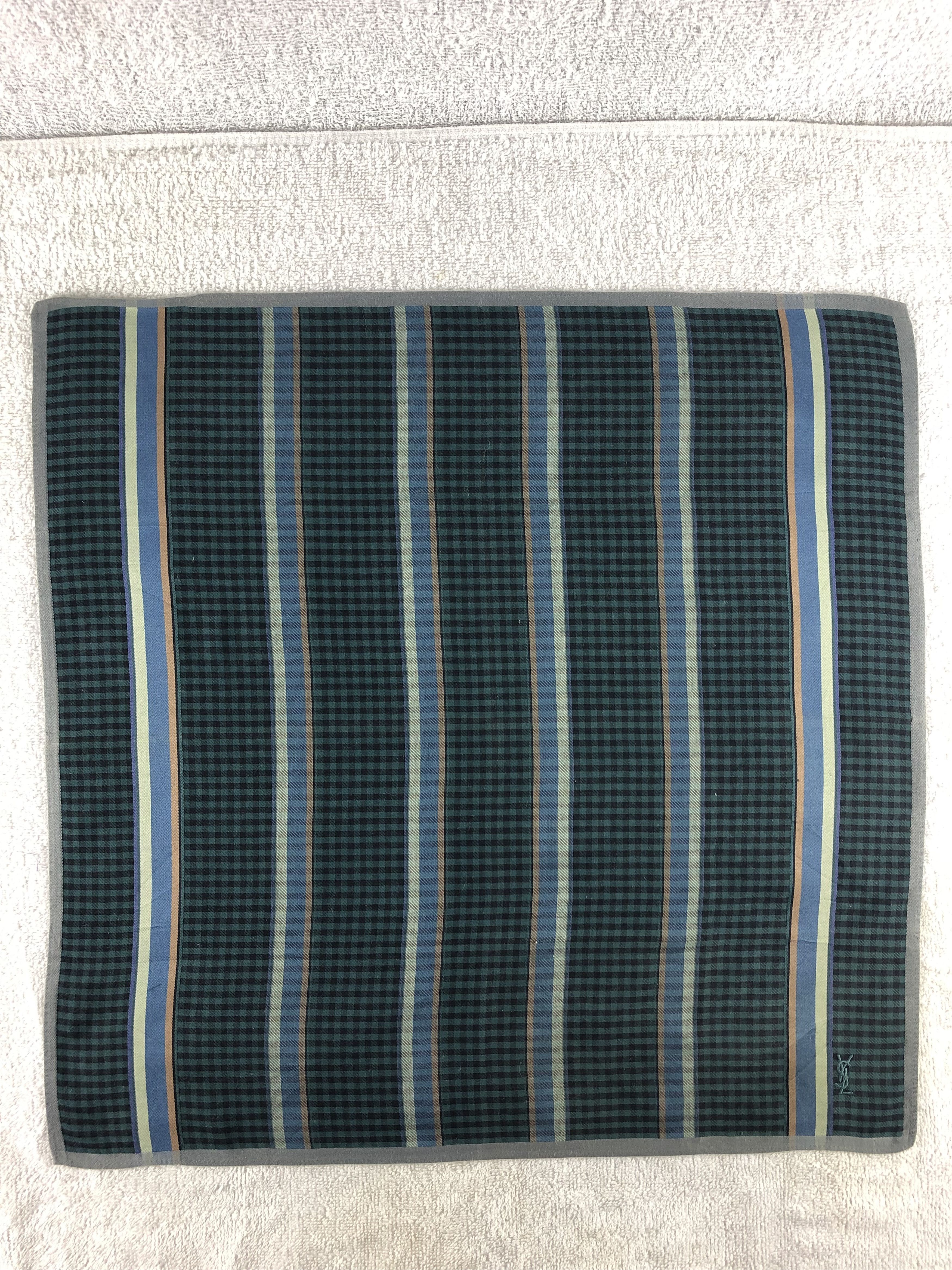 Yves Saint Laurent Yves Saint Laurent Handkerchief / Bandana / Neckerchief Size ONE SIZE - 3 Thumbnail
