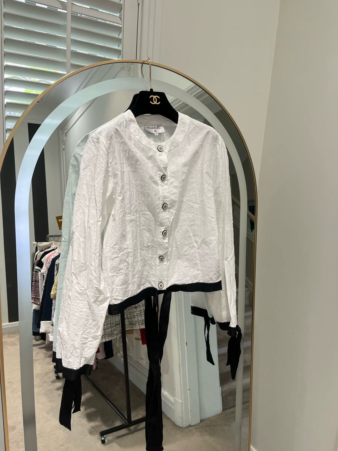 Chanel Chanel 18p CC Bow Tie Shirt FR34 Size US XS / EU 42 / 0 - 1 Thumbnail