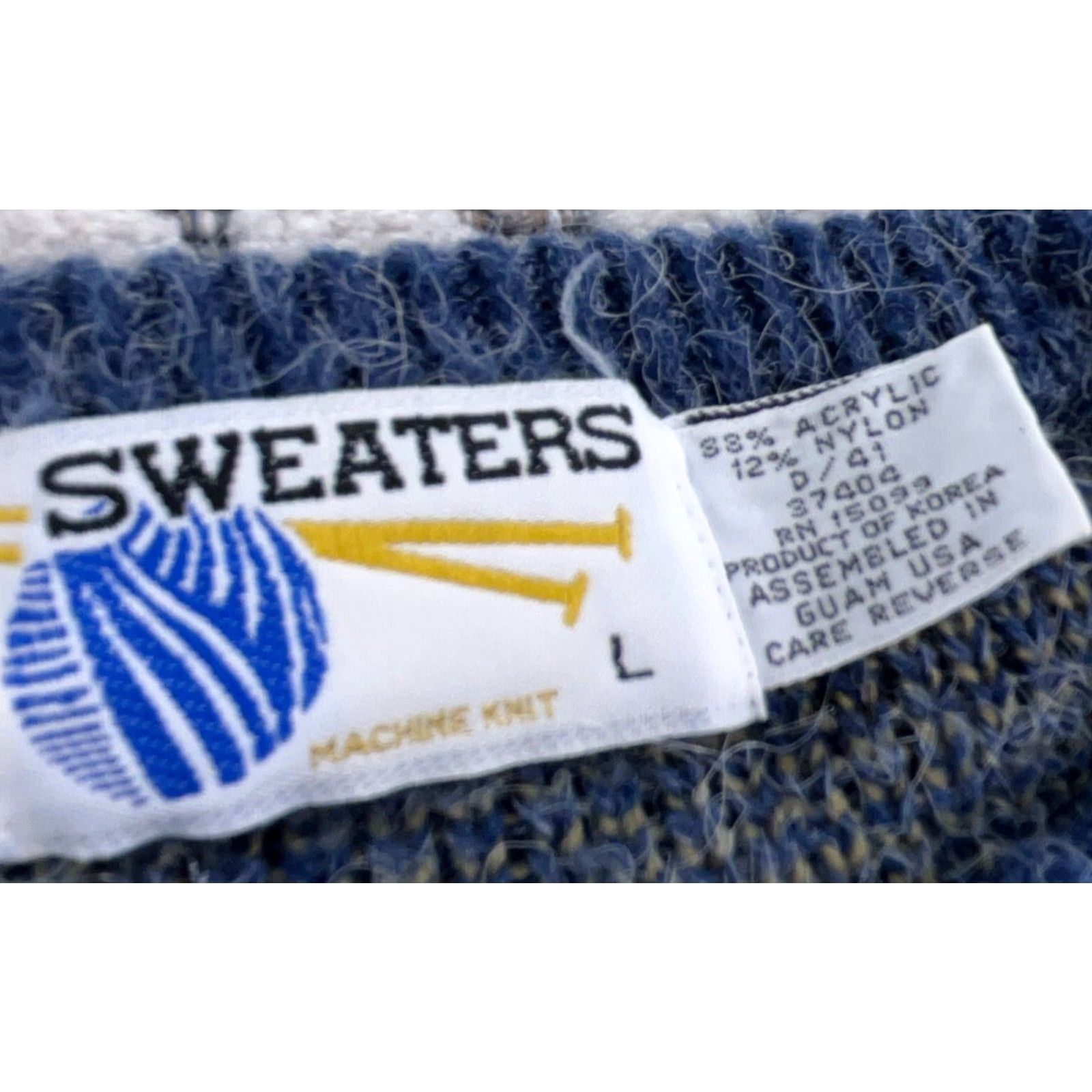 Vintage VINTAGE Sweaters Crew Neck Heavy Knit Pullover Sweater Men Large Blue Aztec Tribal Geometric Modern Size US L / EU 52-54 / 3 - 7 Thumbnail