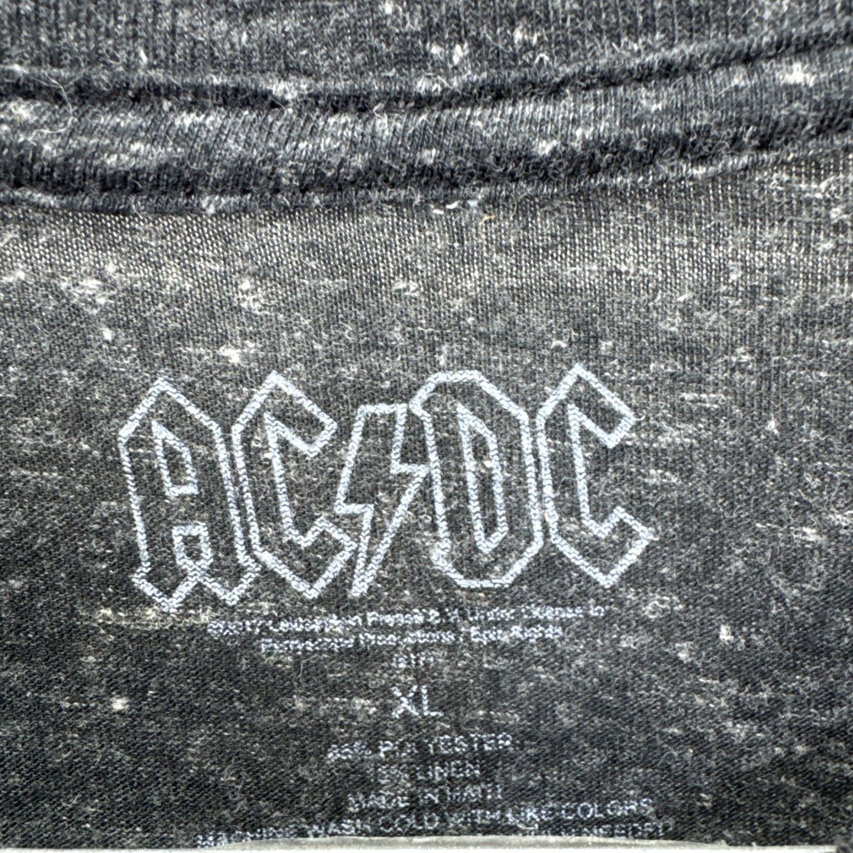Vintage AC/DC Shirt Men XL Black Graphic Tee 90s Band Rock Devil Vintage Style T-Shirt Size US XL / EU 56 / 4 - 3 Thumbnail