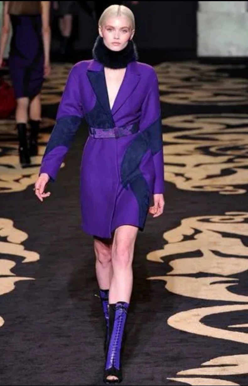 Versace Versace Medusa logo main line coat Size M / US 6-8 / IT 42-44 - 2 Thumbnail