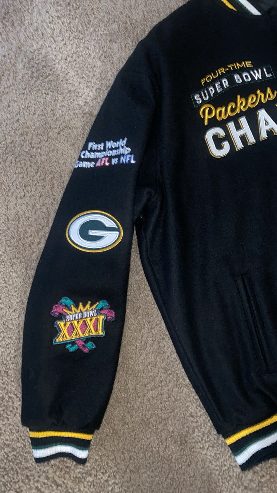 NFL Authentic Green Bay Packers Reversible Super Bowl Varsity Size US XL / EU 56 / 4 - 7 Thumbnail