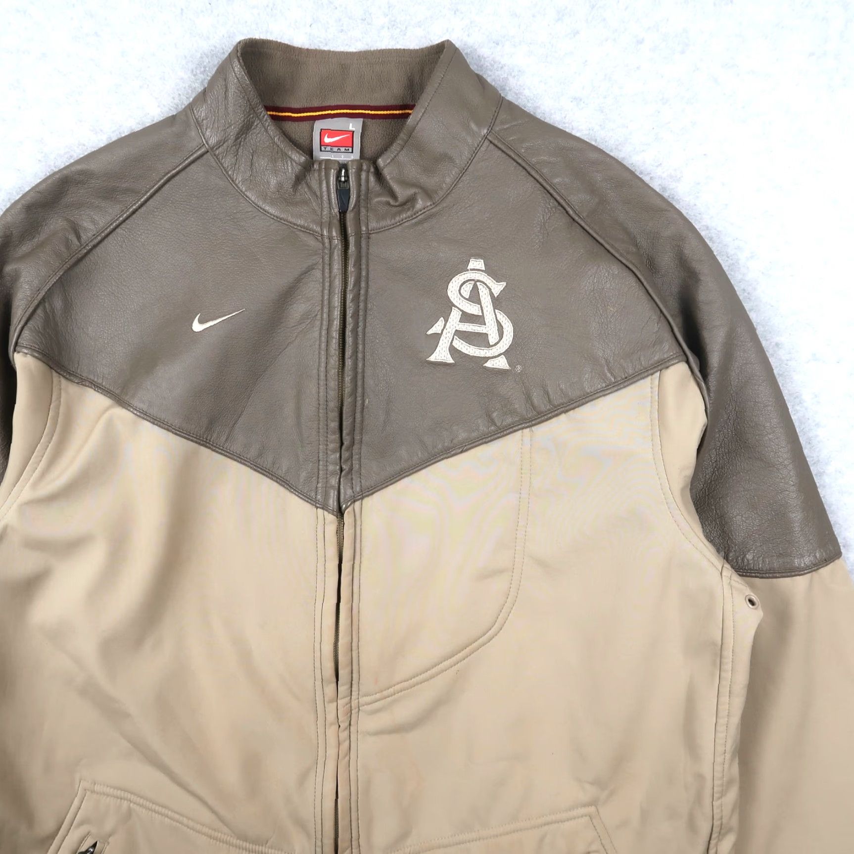 Nike VINTAGE Nike Arizona State Beige Large L Full Zip Leather Jacket Men Size US L / EU 52-54 / 3 - 2 Thumbnail