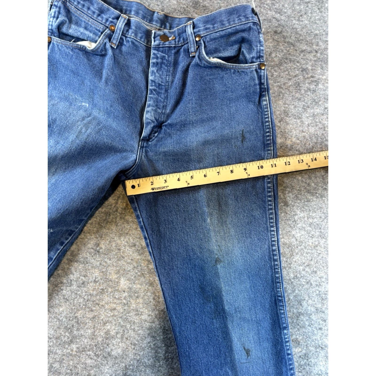 Wrangler VINTAGE Wrangler Jeans Men's 35x32 Blue Light Wash Cowboy Cut Straight Leg Size US 35 - 3 Thumbnail