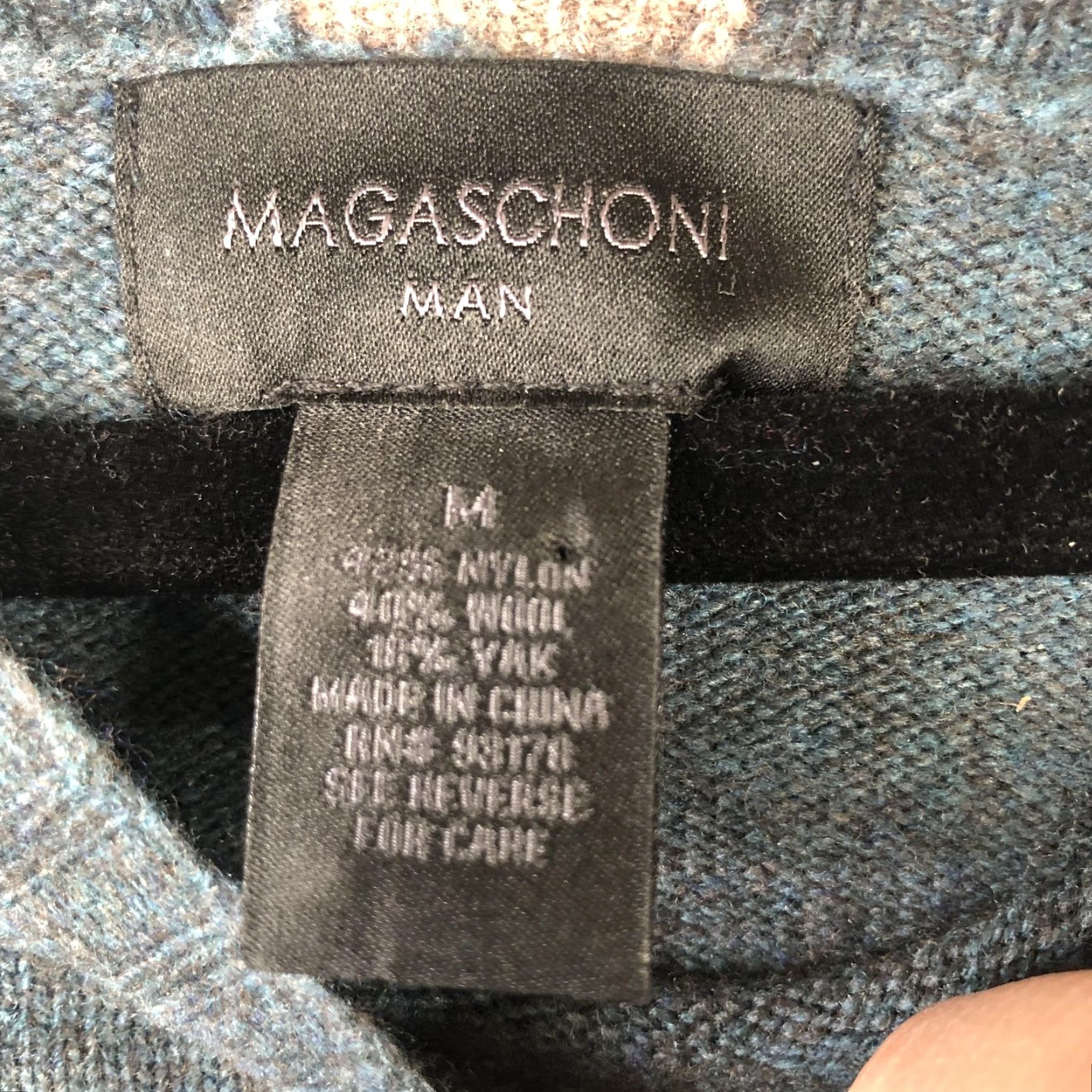 Vintage Magaschoni Sweater Mens Medium Blue Wool Yak Blend Crewneck Knit Pullover Size US M / EU 48-50 / 2 - 3 Thumbnail