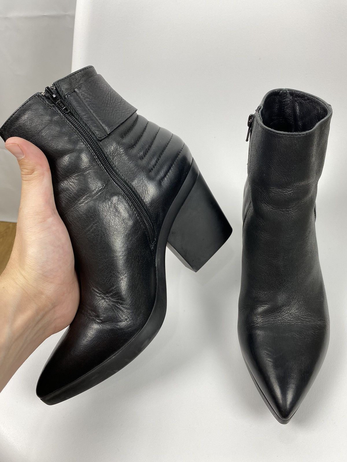 Vic Matie 87 Genuine Leather Bootie Ankle Zip size 38,5