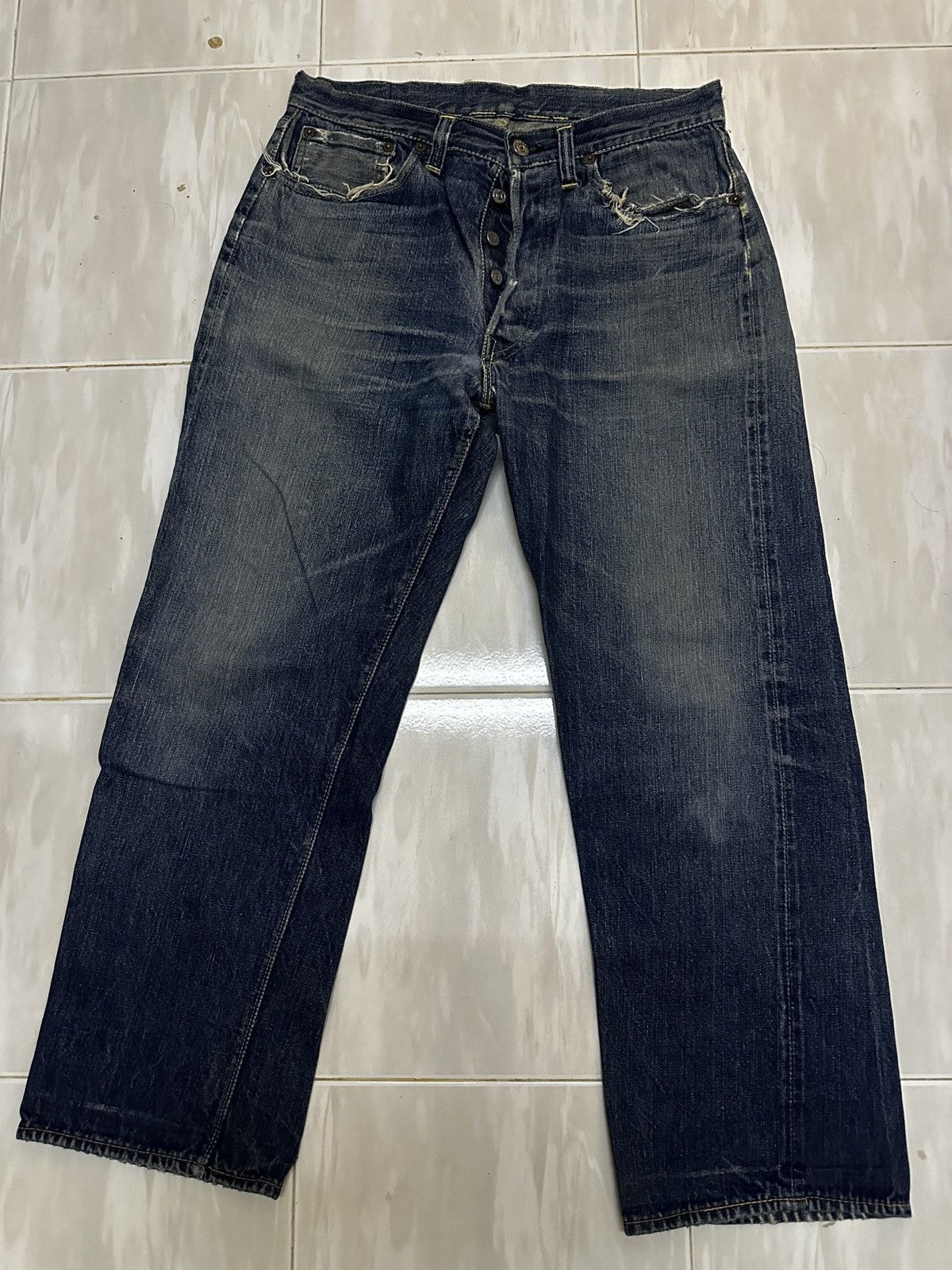 Levi's × Vintage Rare Levis 501 big e hidden rivet 1947 model Size US 32 / EU 48 - 1 Thumbnail