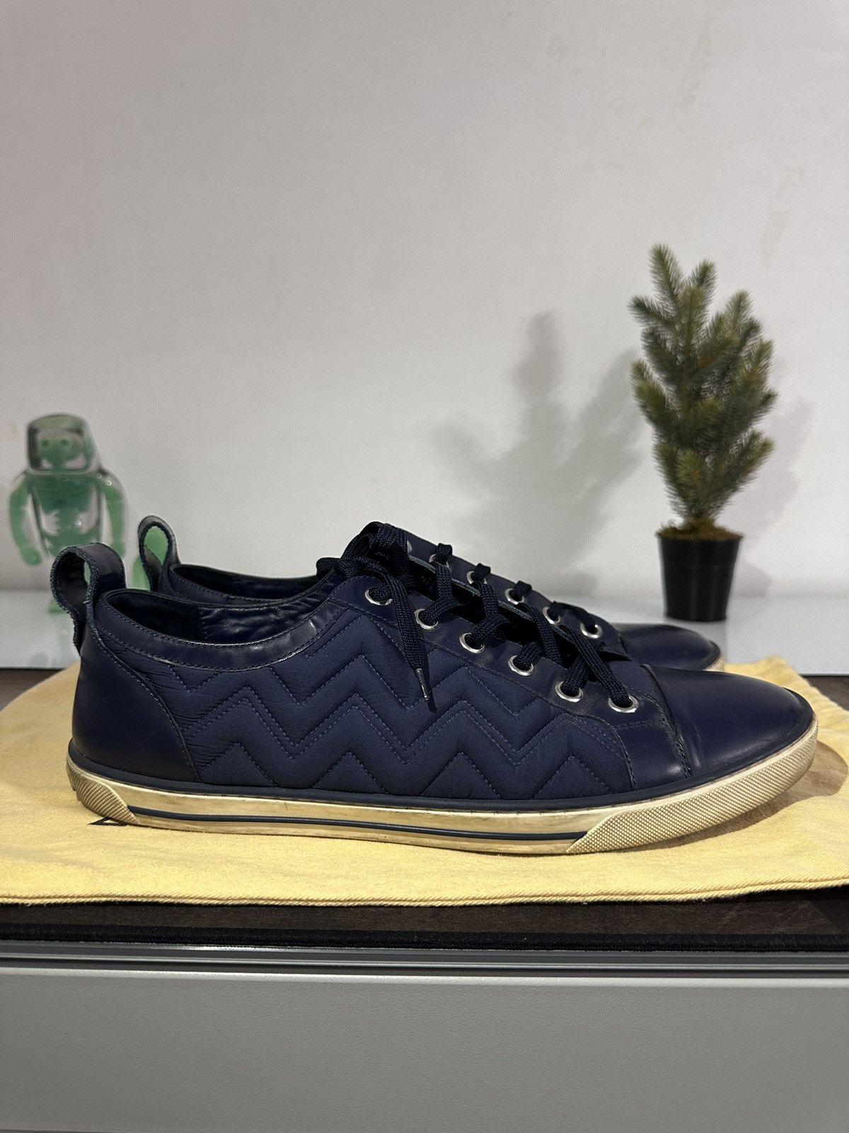 Louis Vuitton Navy Blue Sneakers Size US 11.5 / EU 44-45 - 3 Thumbnail