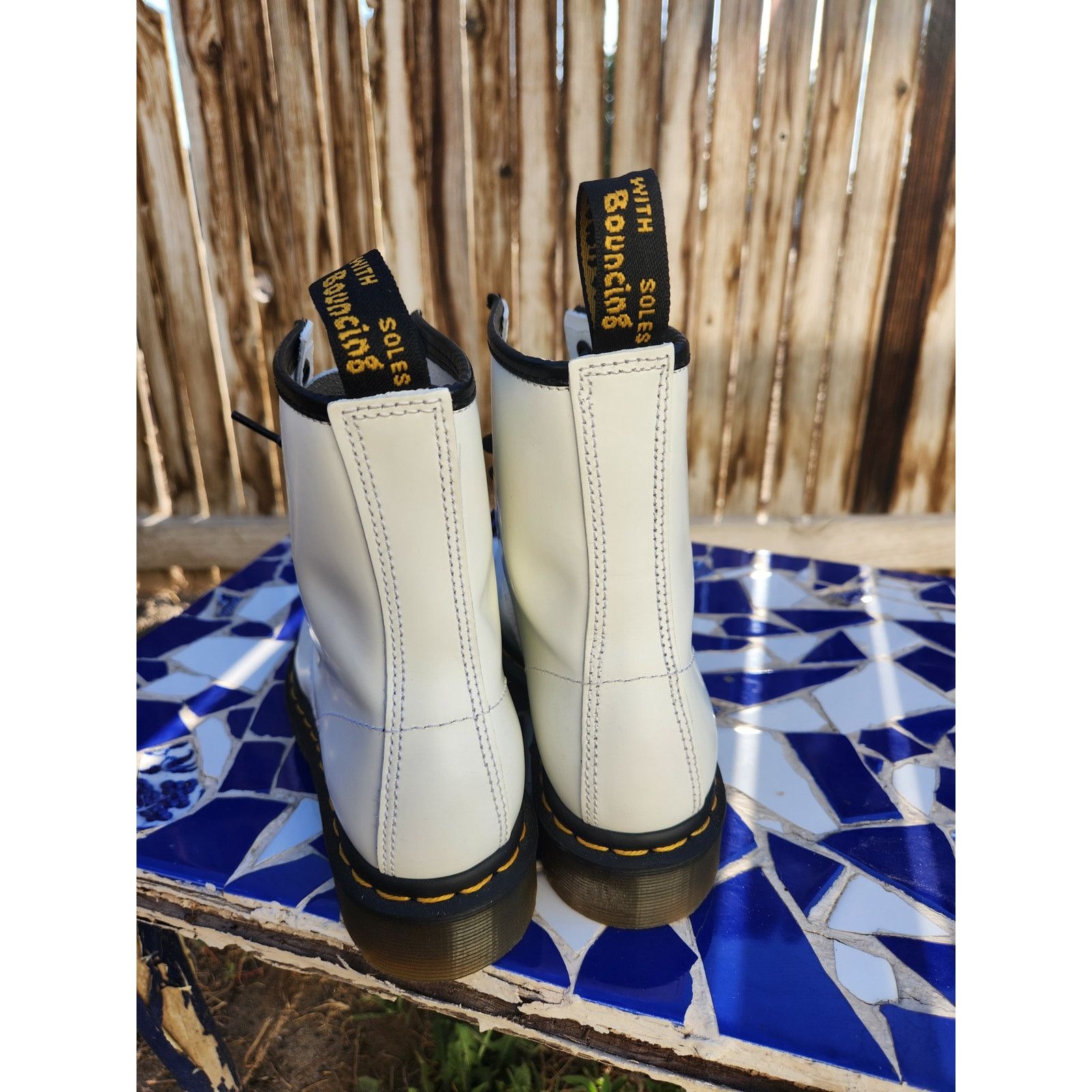 Dr. Martens White Leather Dr Martin's ****New***** sz5 Size US 5 / IT 35 - 4 Thumbnail