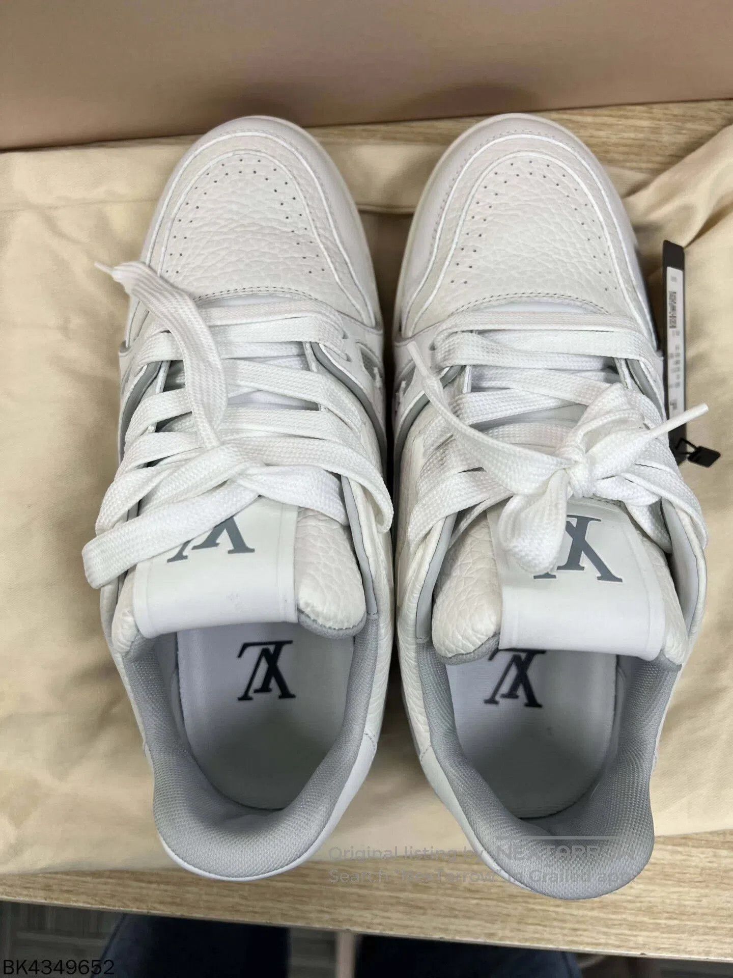 Louis Vuitton louis vuitton trainer color-blocked leather sneakers. Size US 6 / EU 39 - 3 Thumbnail