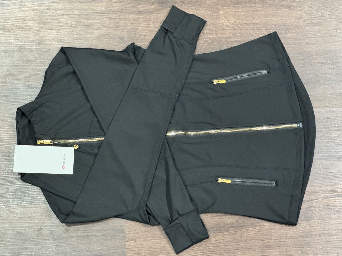 Lululemon Define Jacket Nulu Size M / US 6-8 / IT 42-44 - 2 Thumbnail