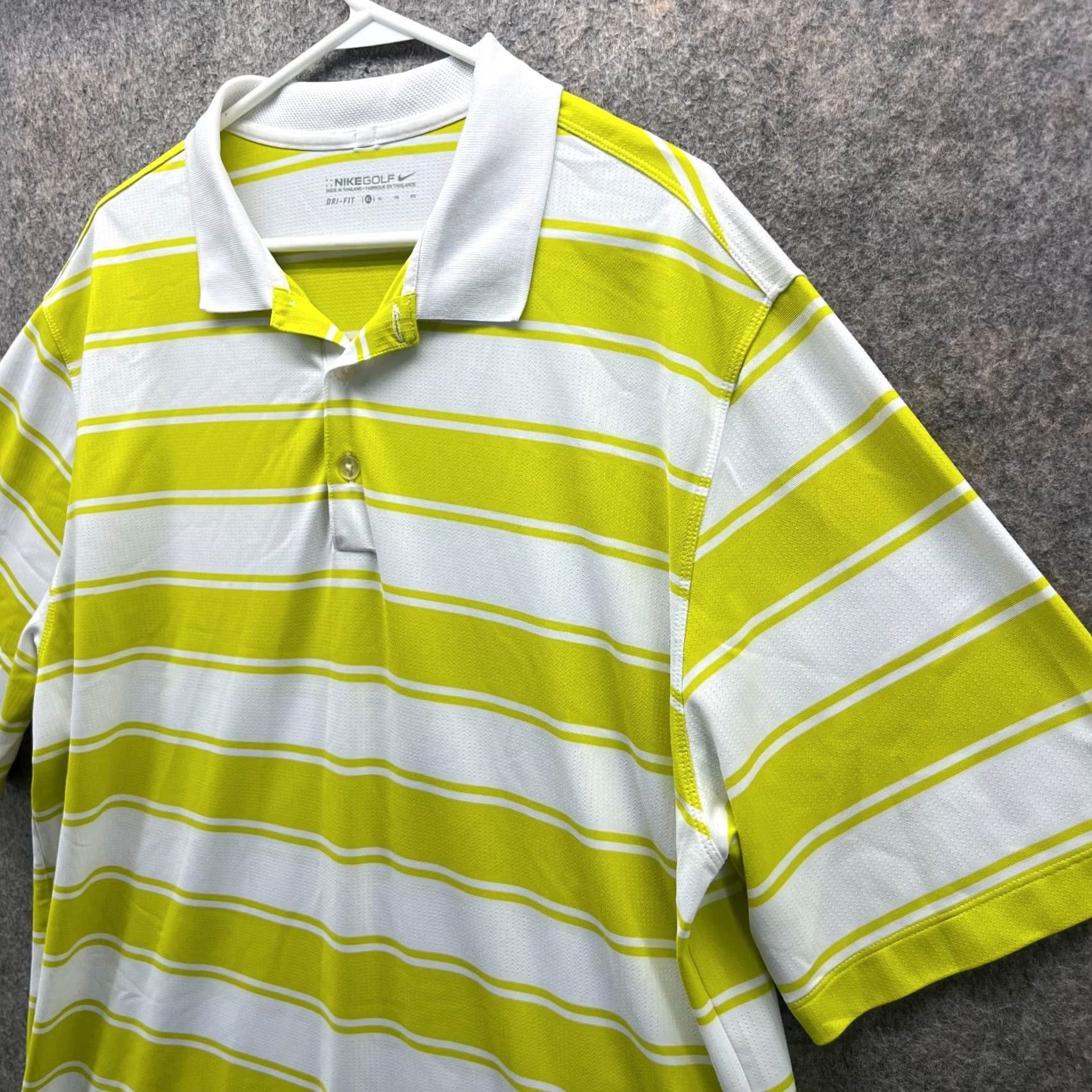 Nike VINTAGE Nike Polo Shirt Men XL White Green Striped Dri-Fit Performance Golf Nike Dri-FIT Shirt Boys Size US XL / EU 56 / 4 - 5 Thumbnail
