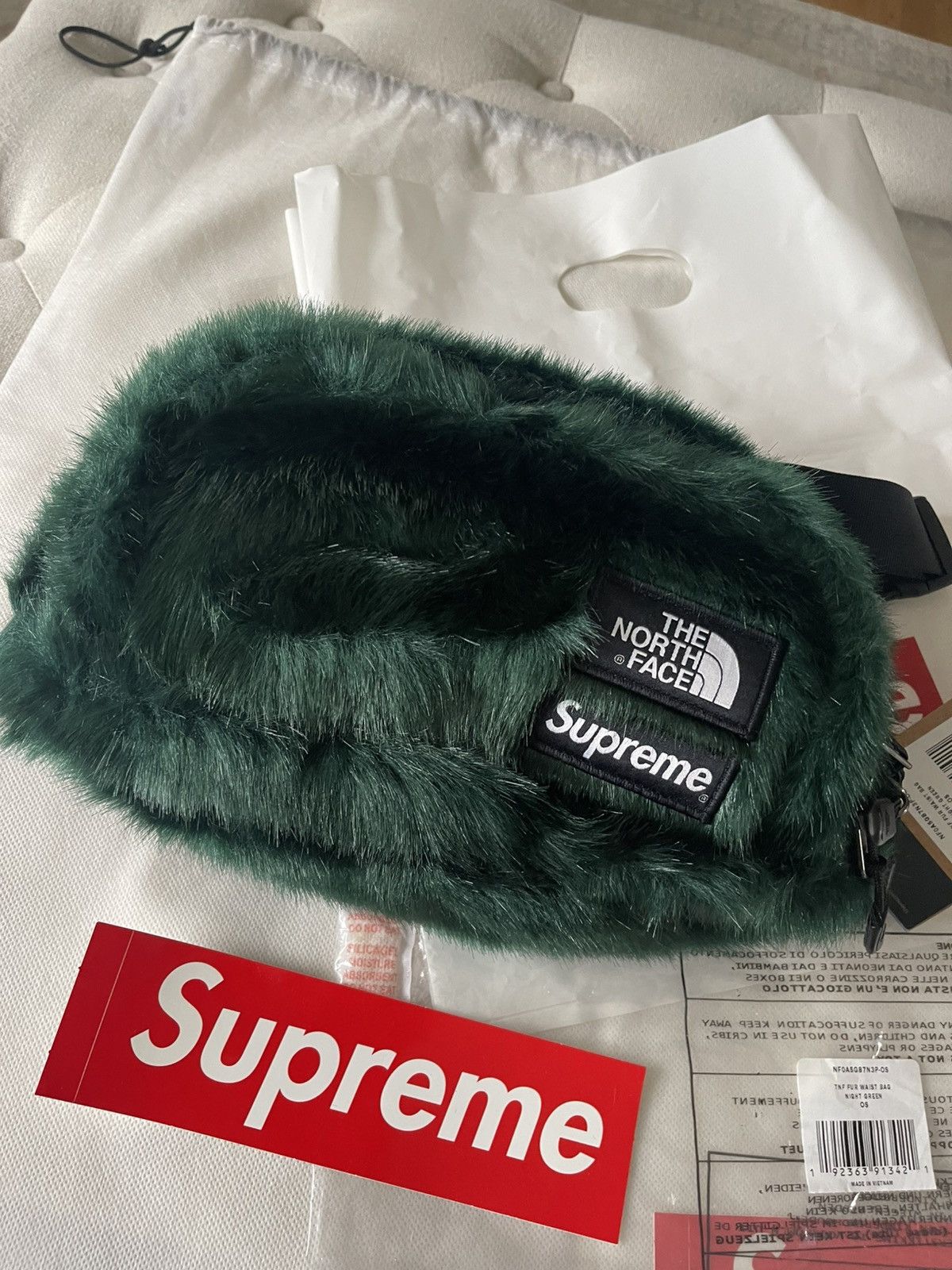 Supreme × The North Face SUPREME X THE NORTH FACE BELT BAG NWT Size ONE SIZE - 10 Thumbnail