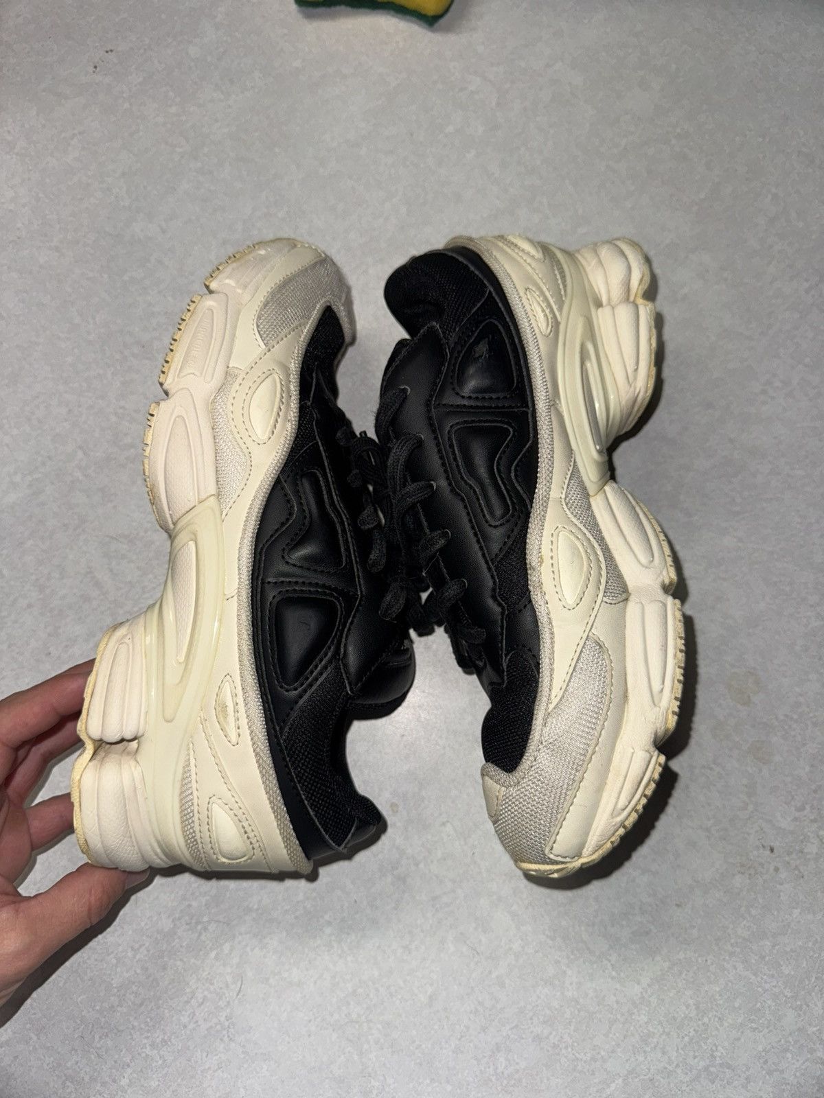 Raf Simons Raf Simons ozweego cream white Size US 7.5 / EU 40-41 - 1 Thumbnail