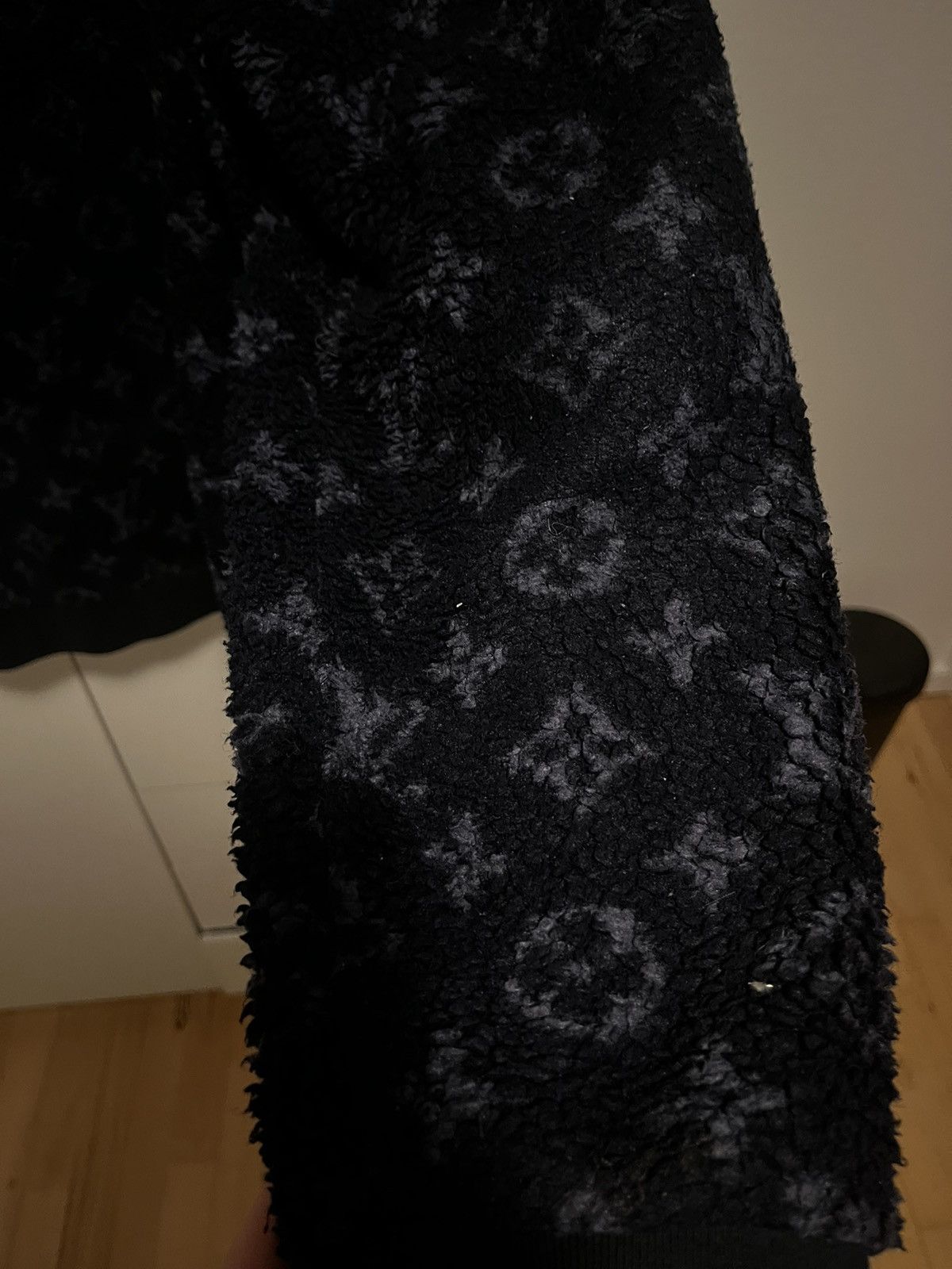 Louis Vuitton Louis Vuitton fleece Size US XL / EU 56 / 4 - 4 Thumbnail